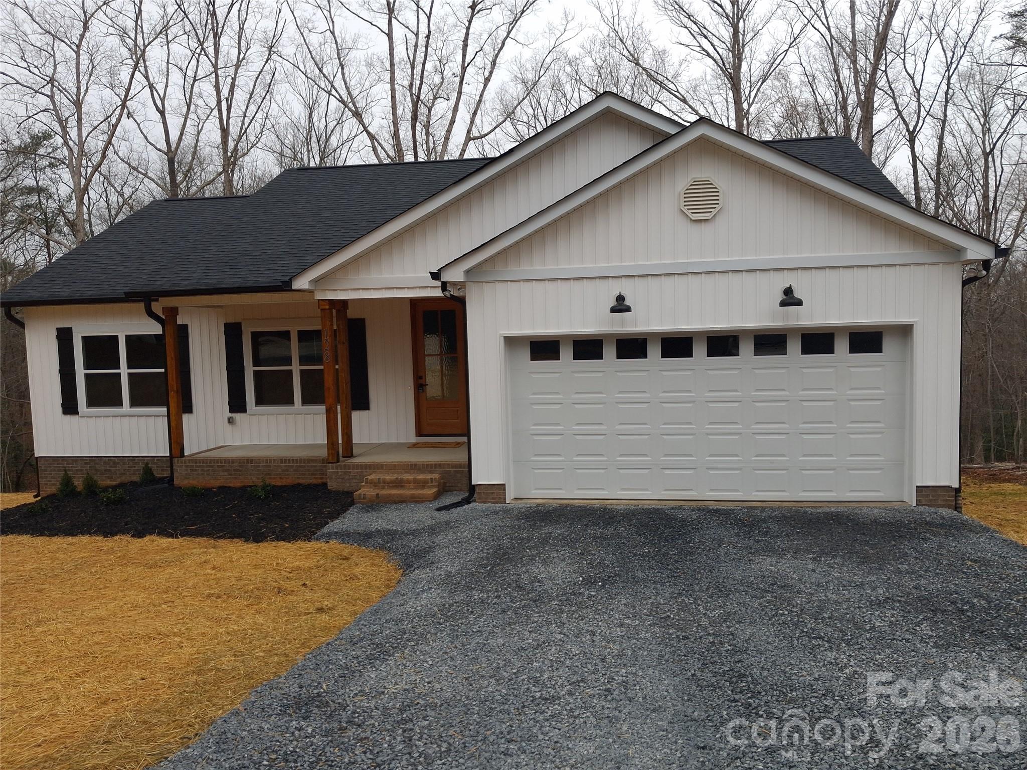 128 Hedgeline Drive — Troy