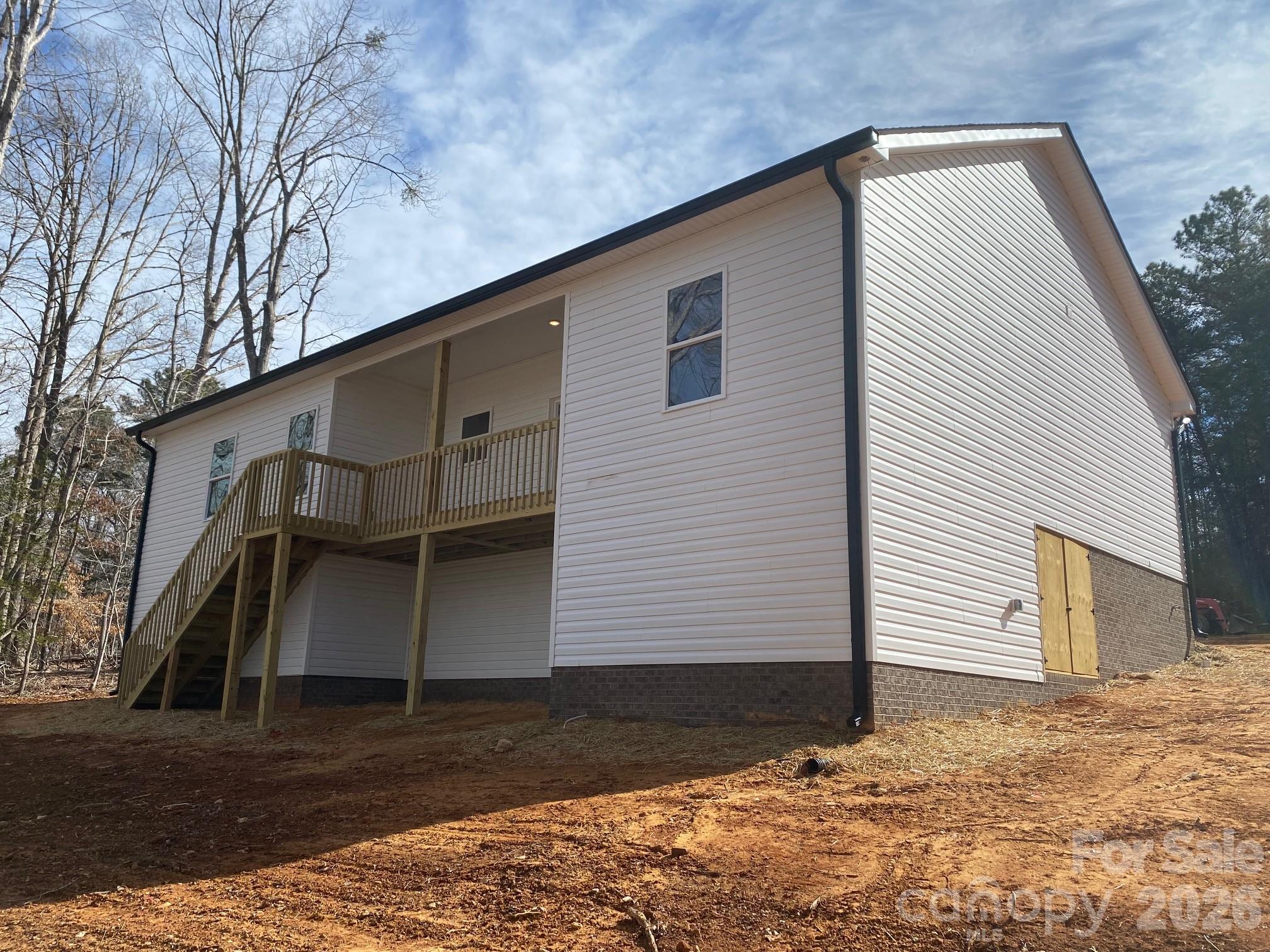 128 Hedgeline Drive — Troy