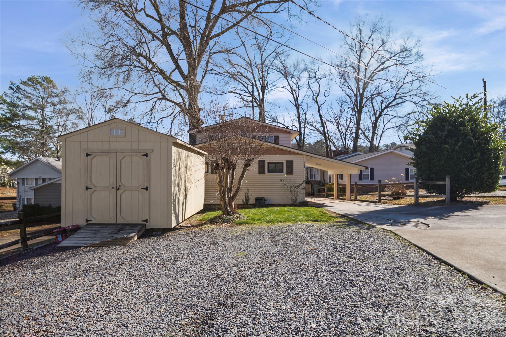 162 Vineyard Road — Norwood
