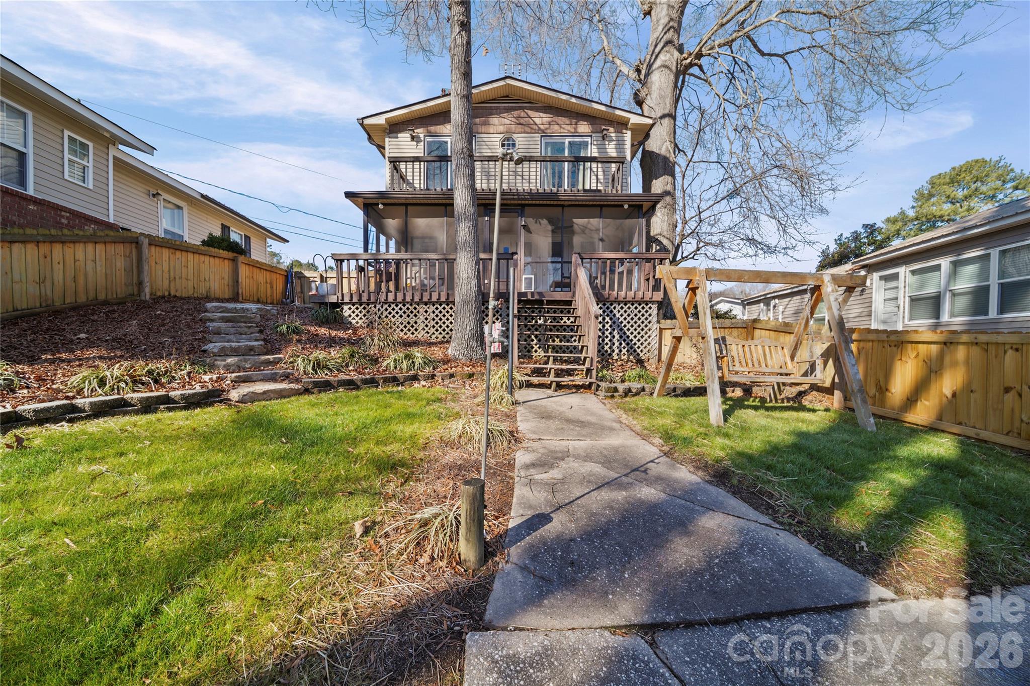162 Vineyard Road — Norwood