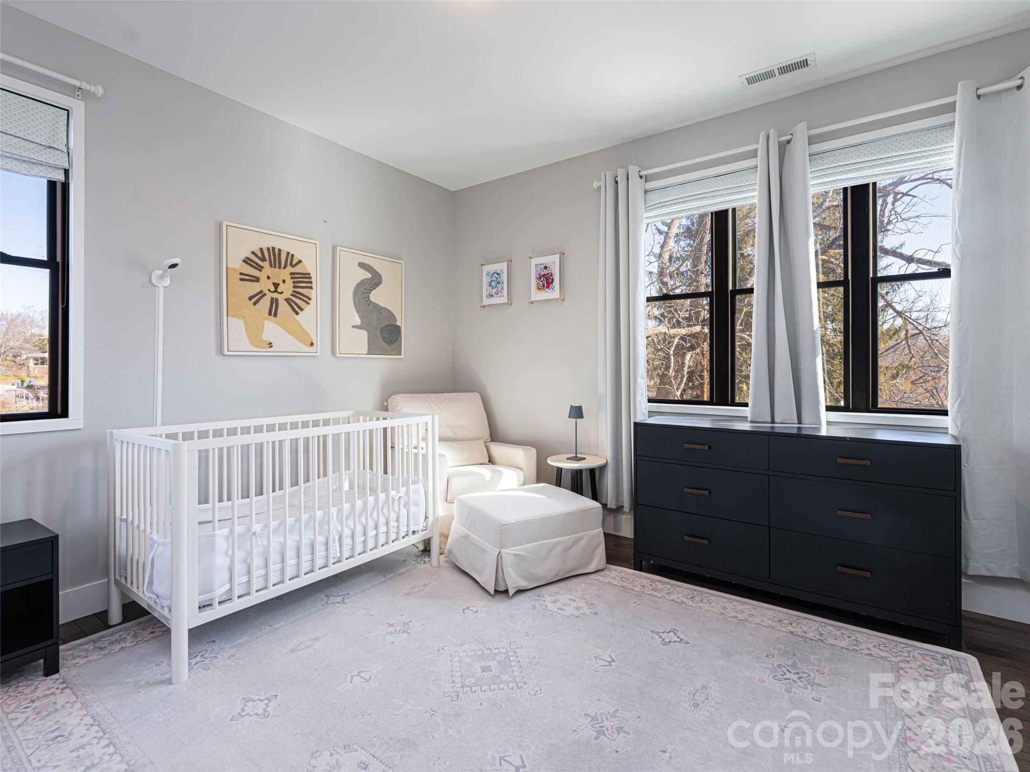 89 Vance Crescent Extension — Asheville