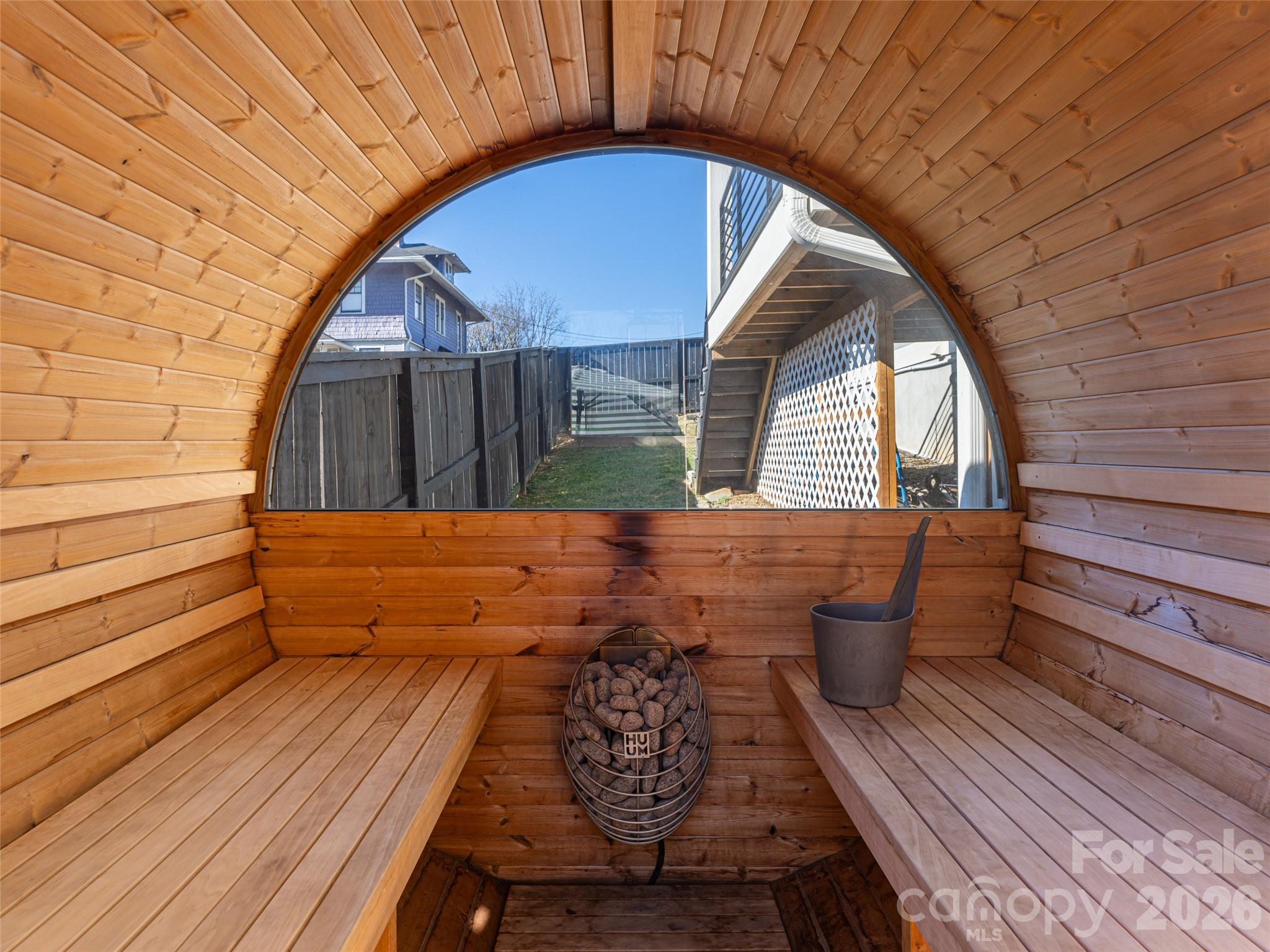 89 Vance Crescent Extension — Asheville