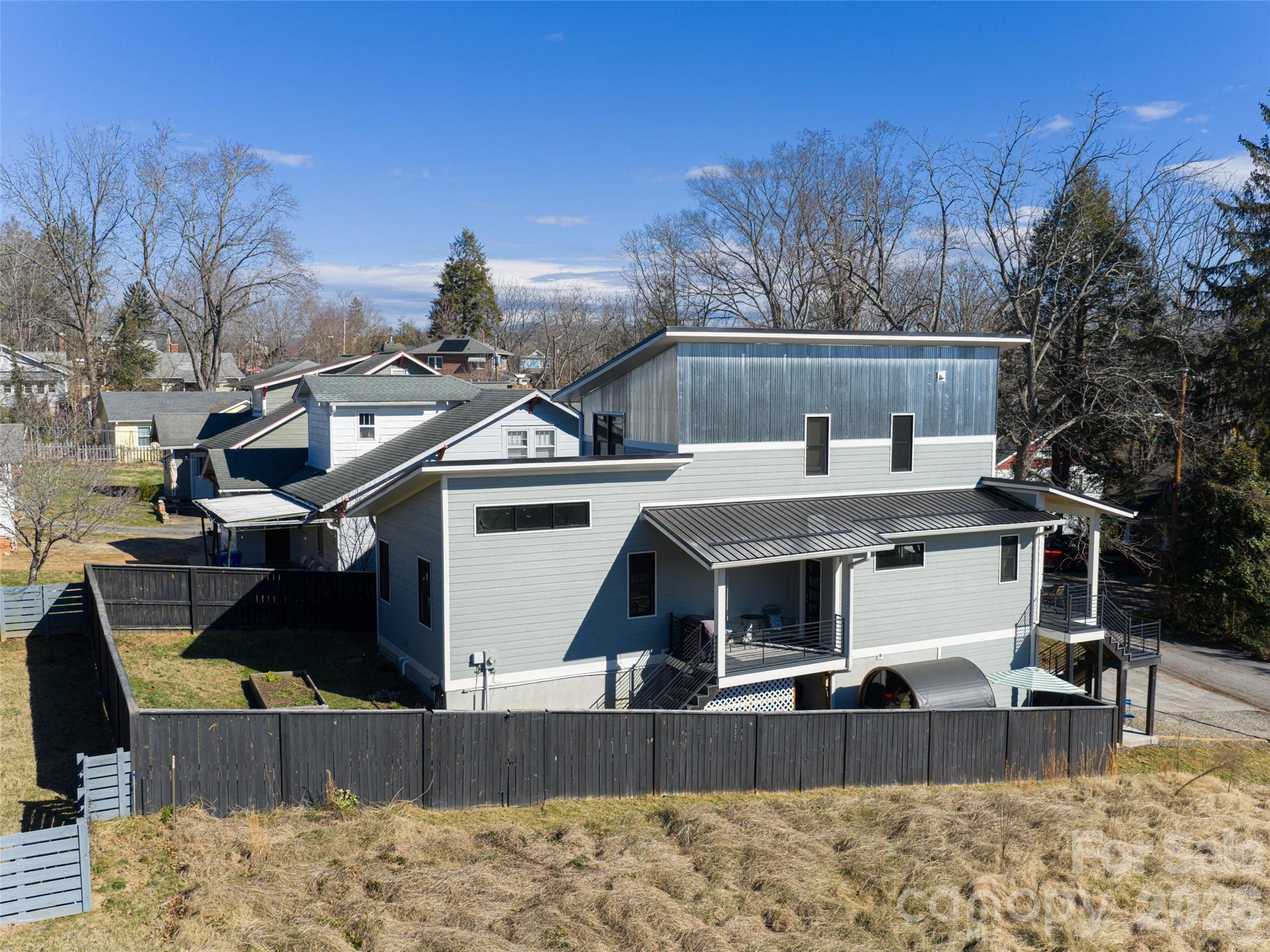 89 Vance Crescent Extension — Asheville