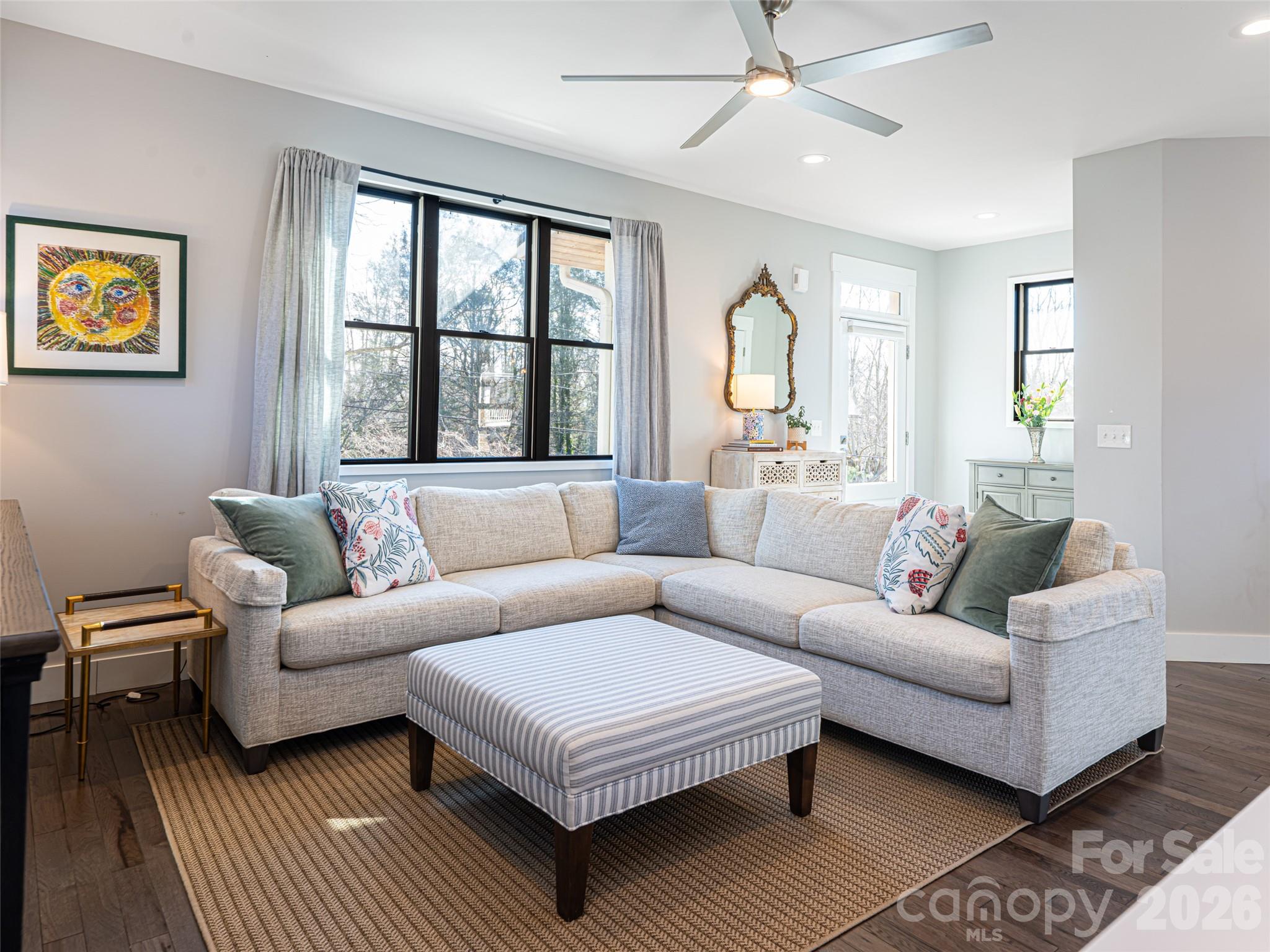 89 Vance Crescent Extension — Asheville