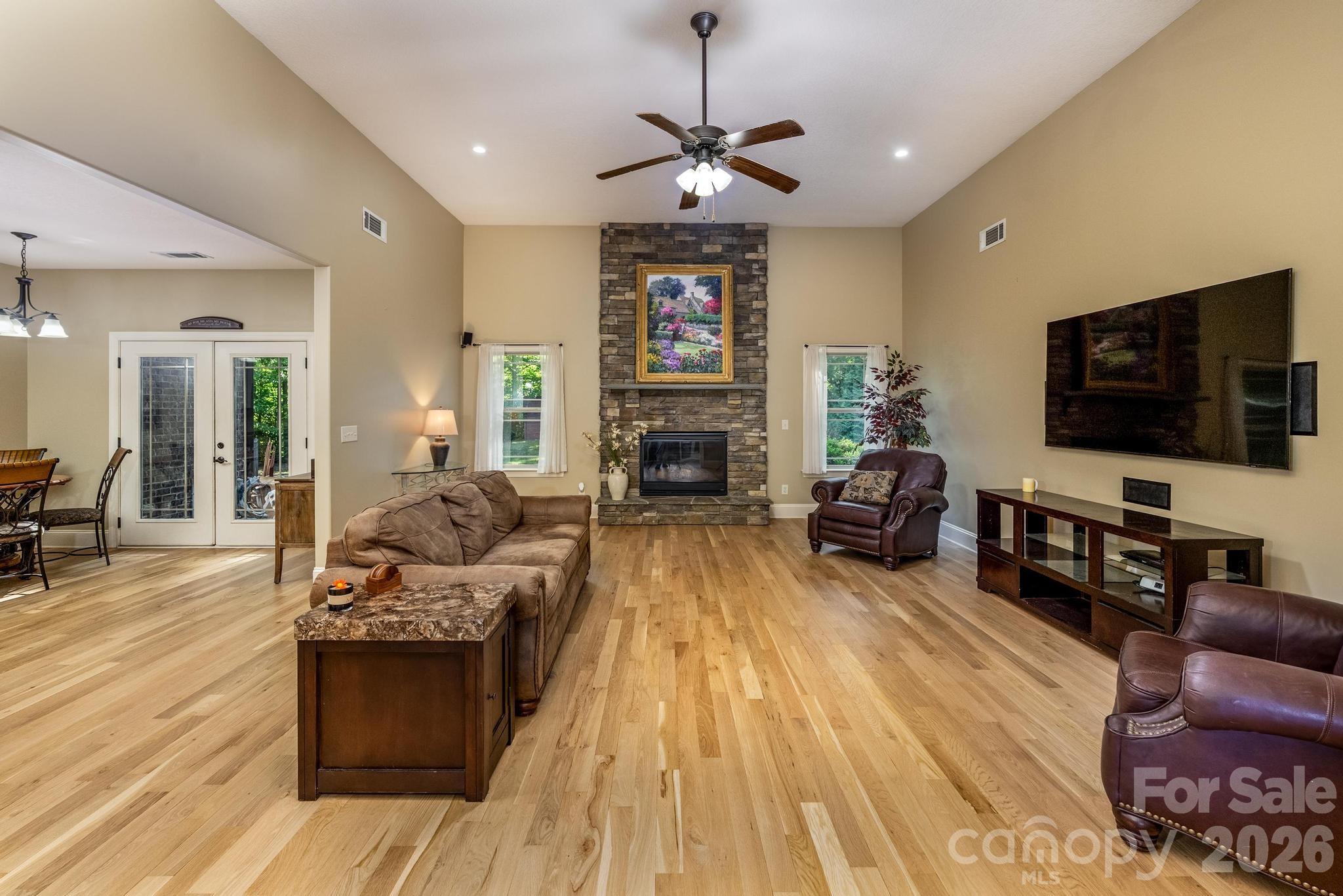 860 Arrow Point Lane — Davidson