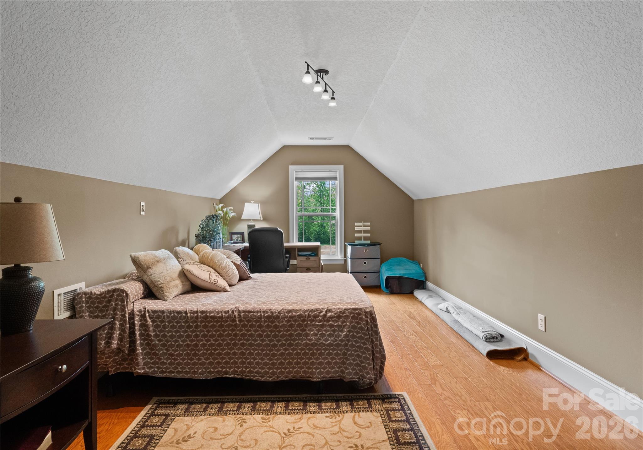 860 Arrow Point Lane — Davidson
