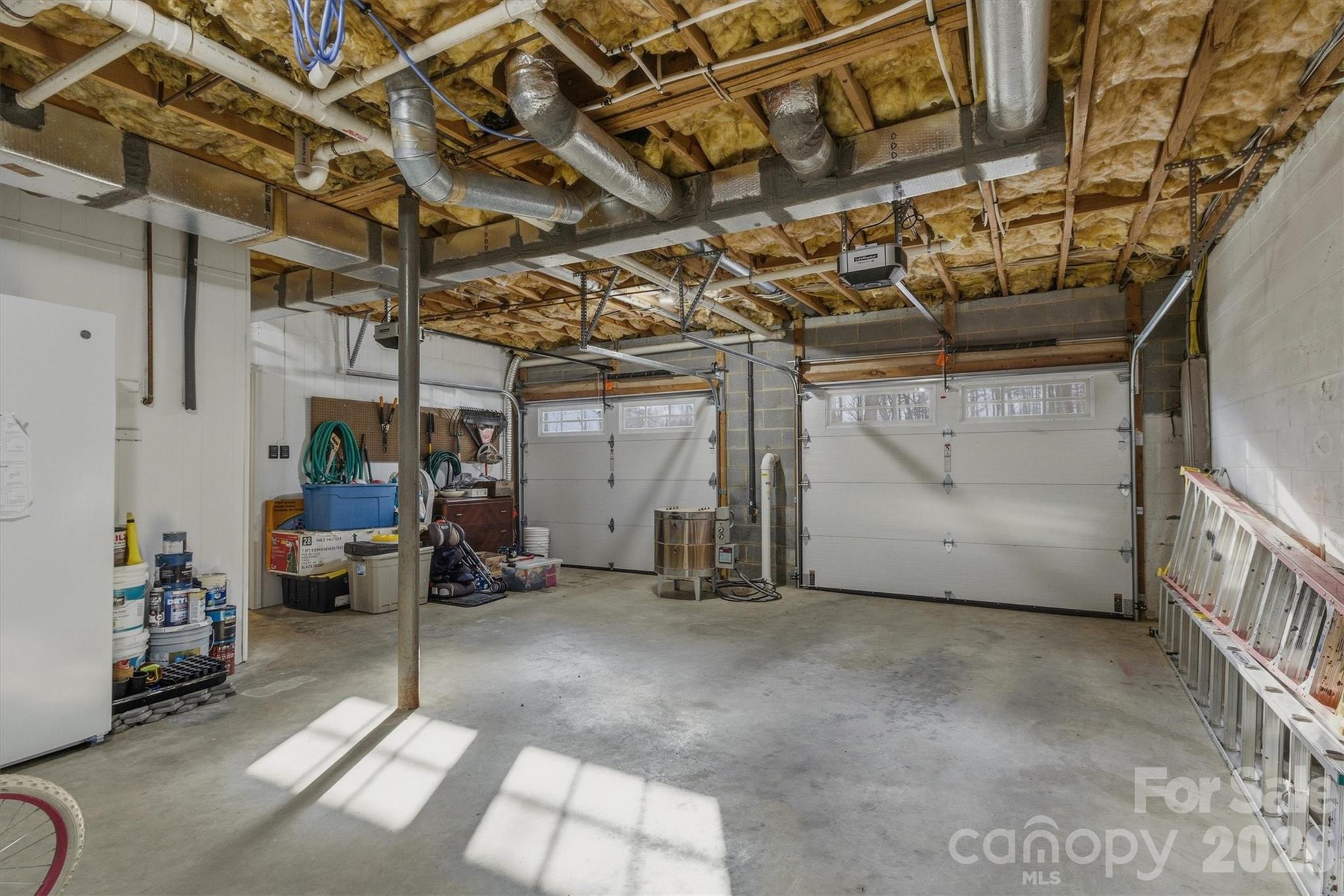 3132 Stoney Brook Drive — Lenoir