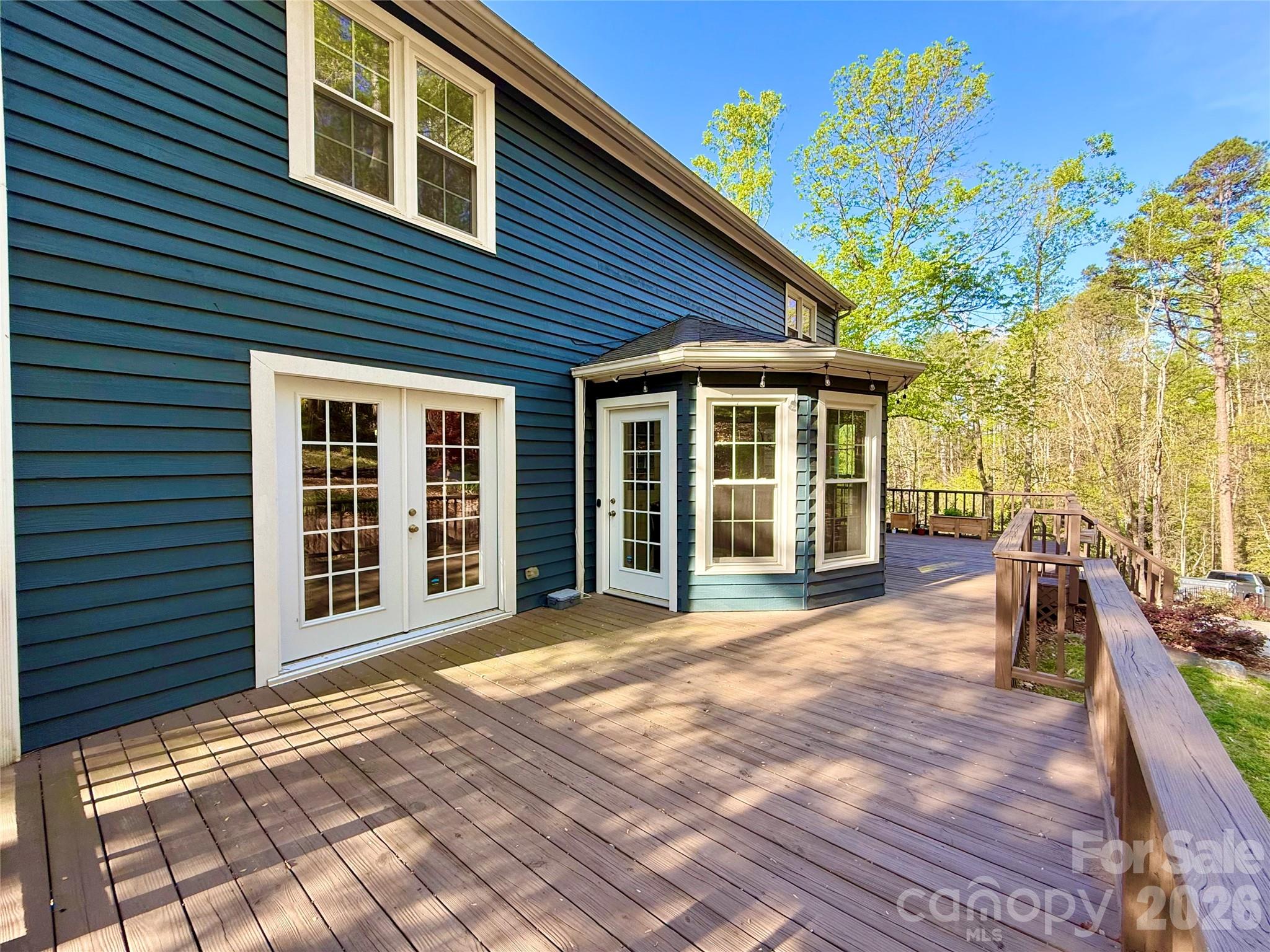 3132 Stoney Brook Drive — Lenoir