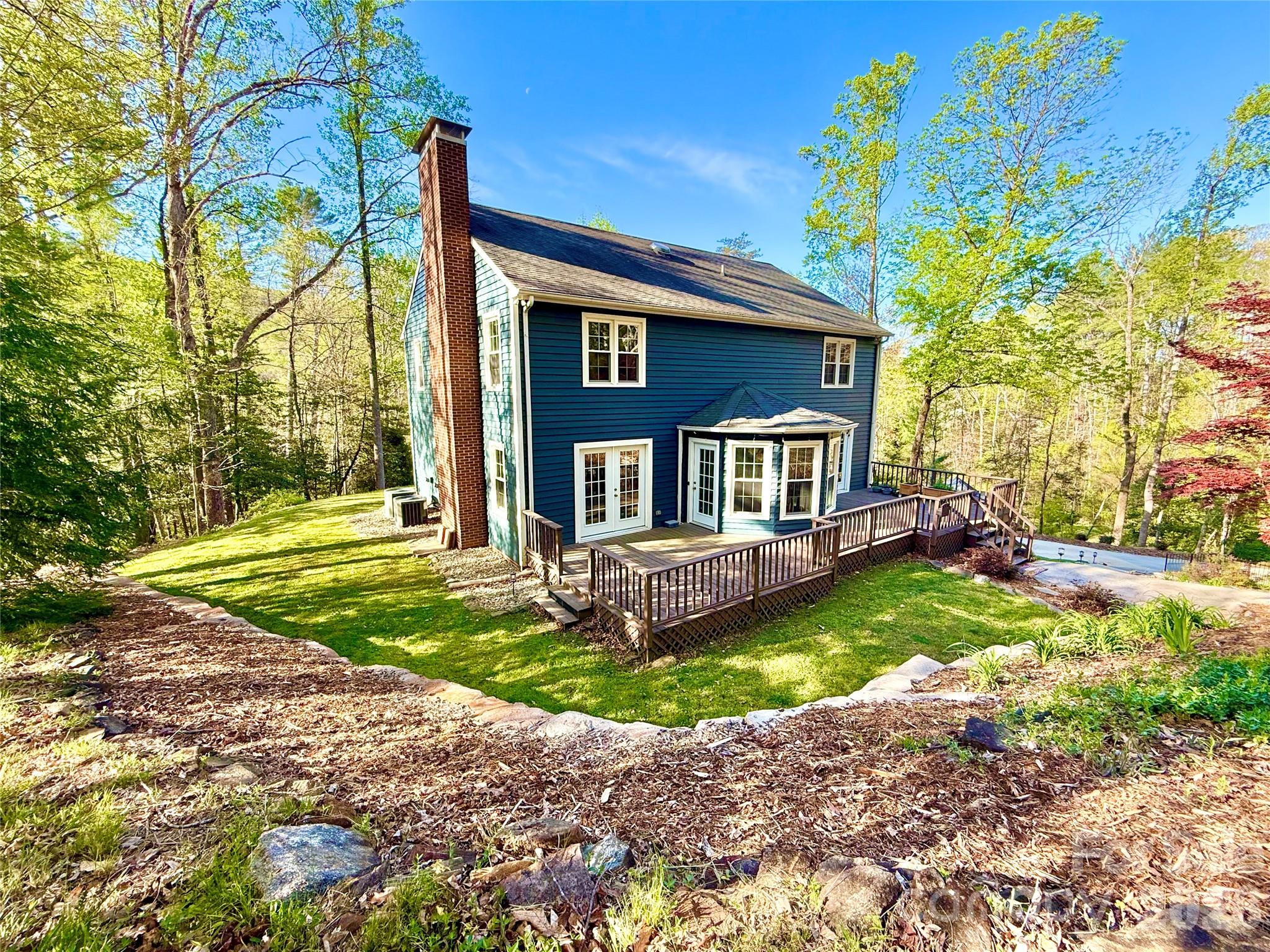3132 Stoney Brook Drive — Lenoir