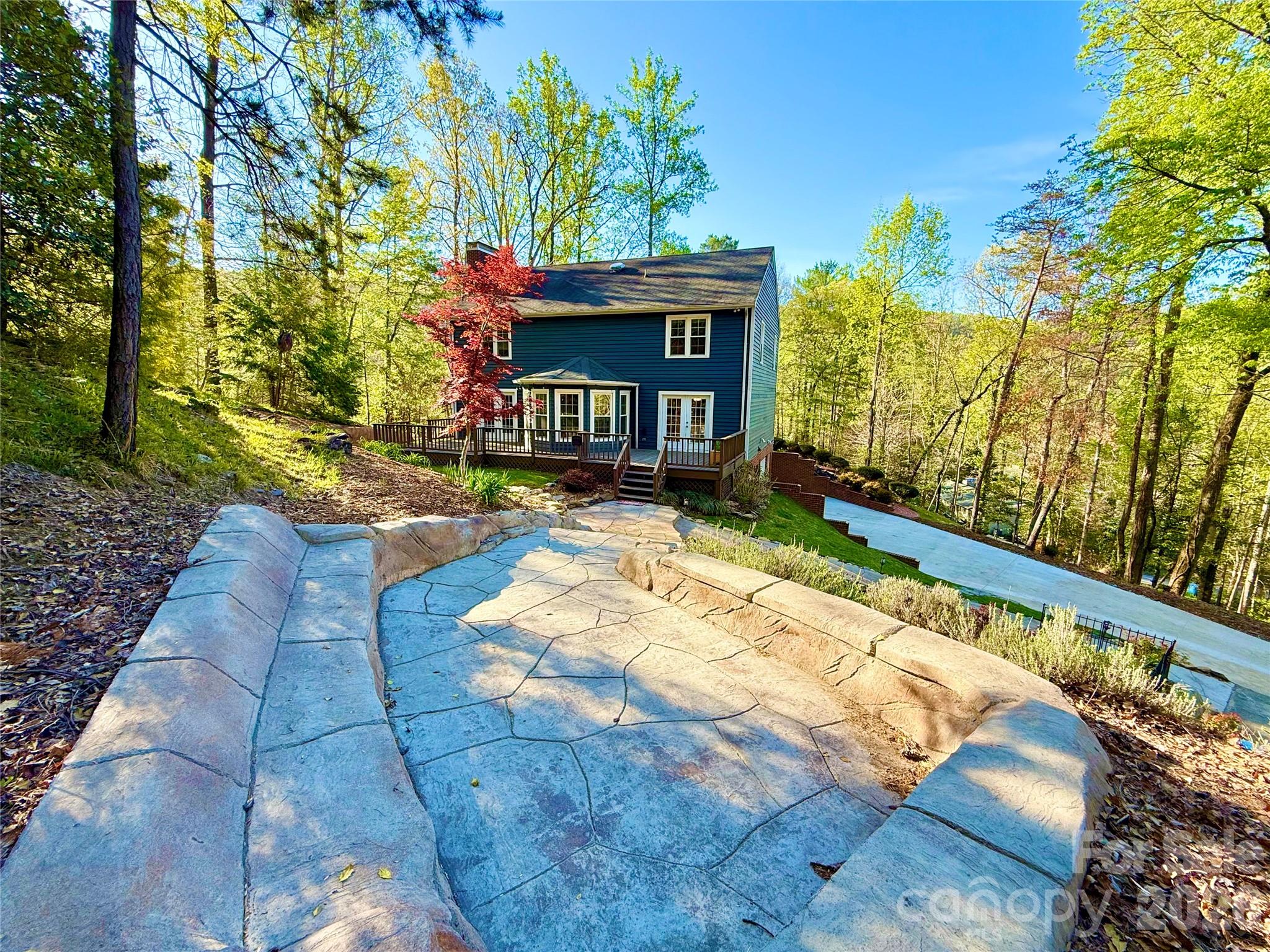 3132 Stoney Brook Drive — Lenoir