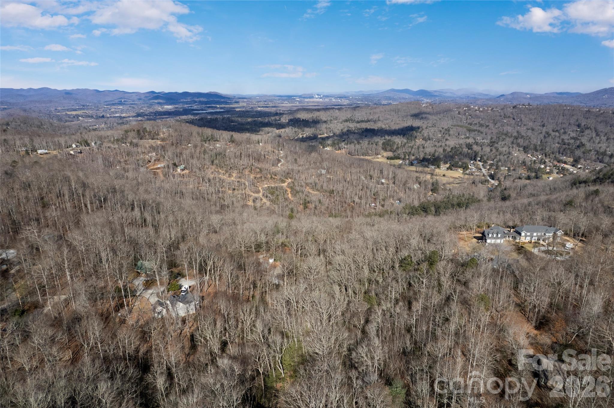 1202 Davis Mountain Road — Hendersonville