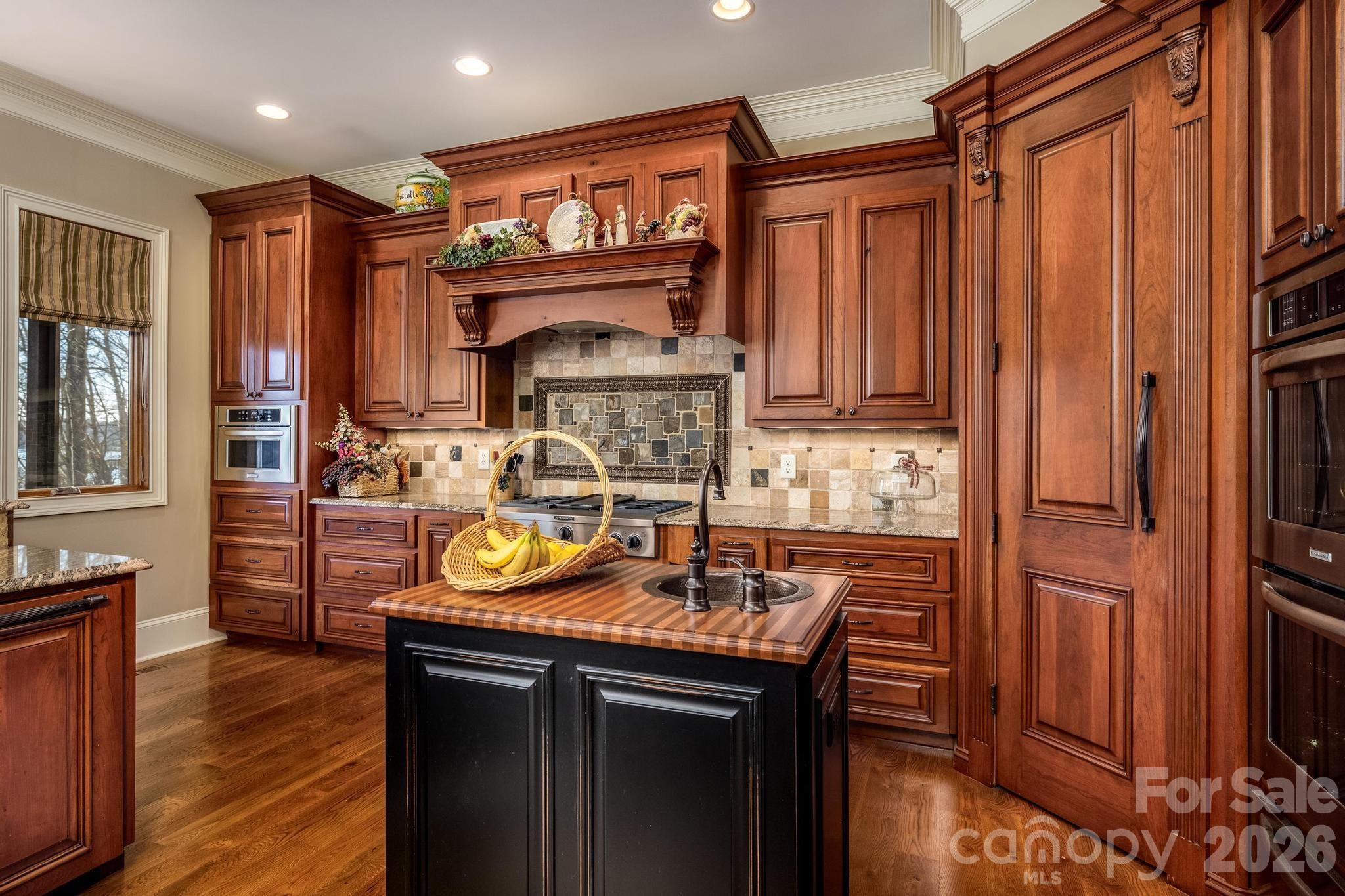 4246 Sigmon Cove Lane — Terrell