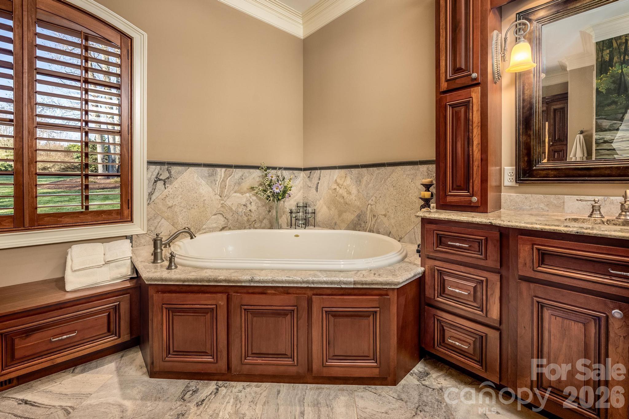 4246 Sigmon Cove Lane — Terrell