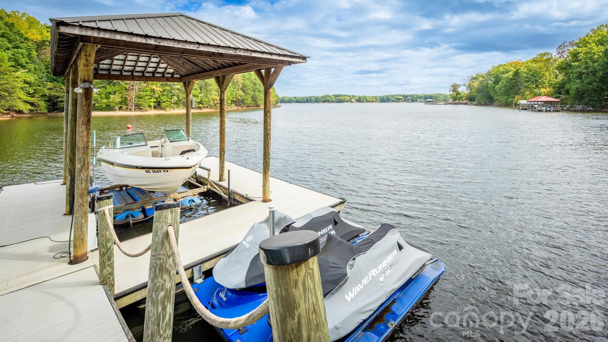 4246 Sigmon Cove Lane — Terrell