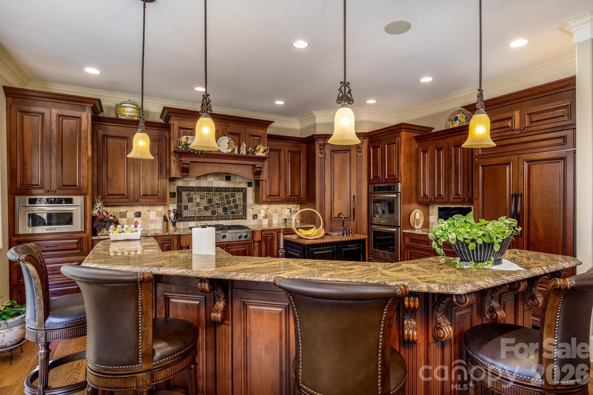 4246 Sigmon Cove Lane — Terrell