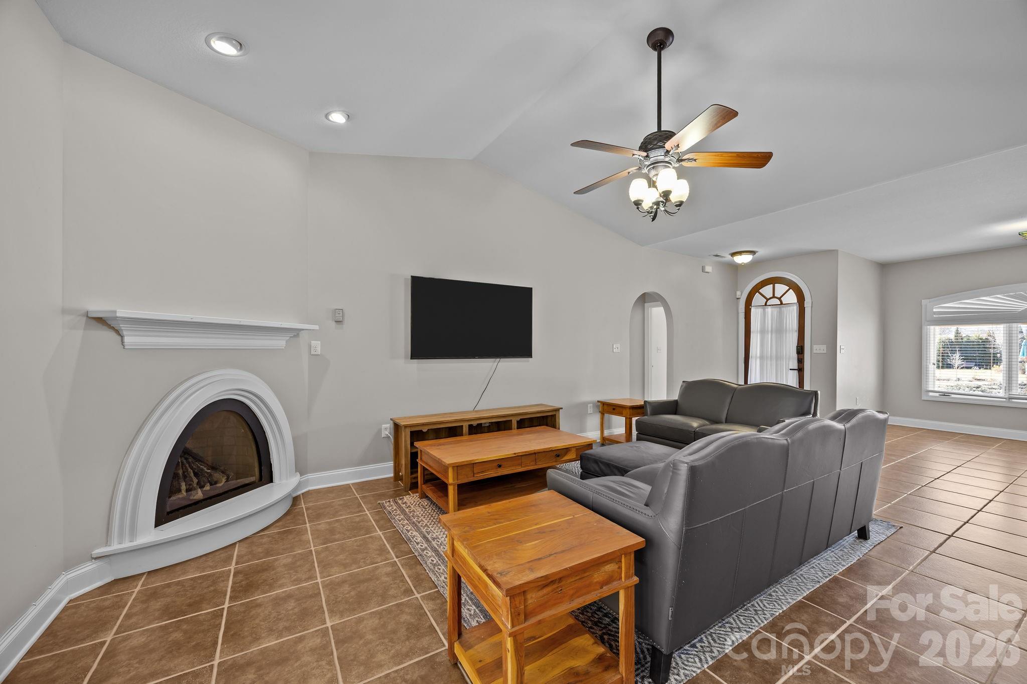26 Ocaso Drive — Asheville