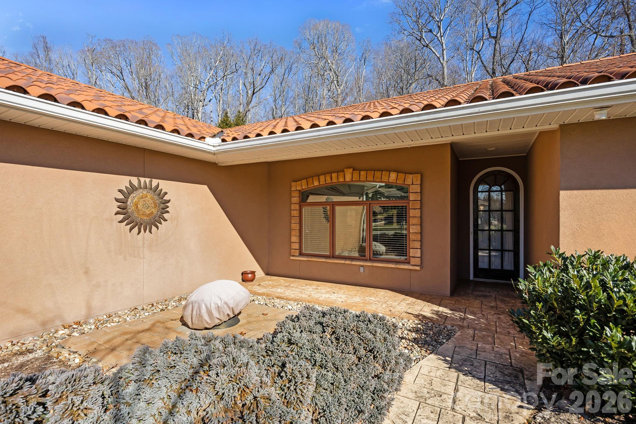 26 Ocaso Drive — Asheville