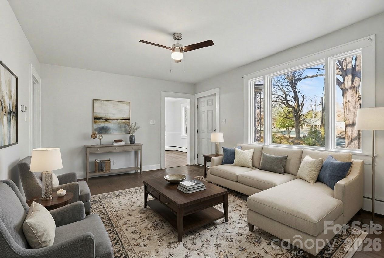 225 Valleyview Place — Salisbury