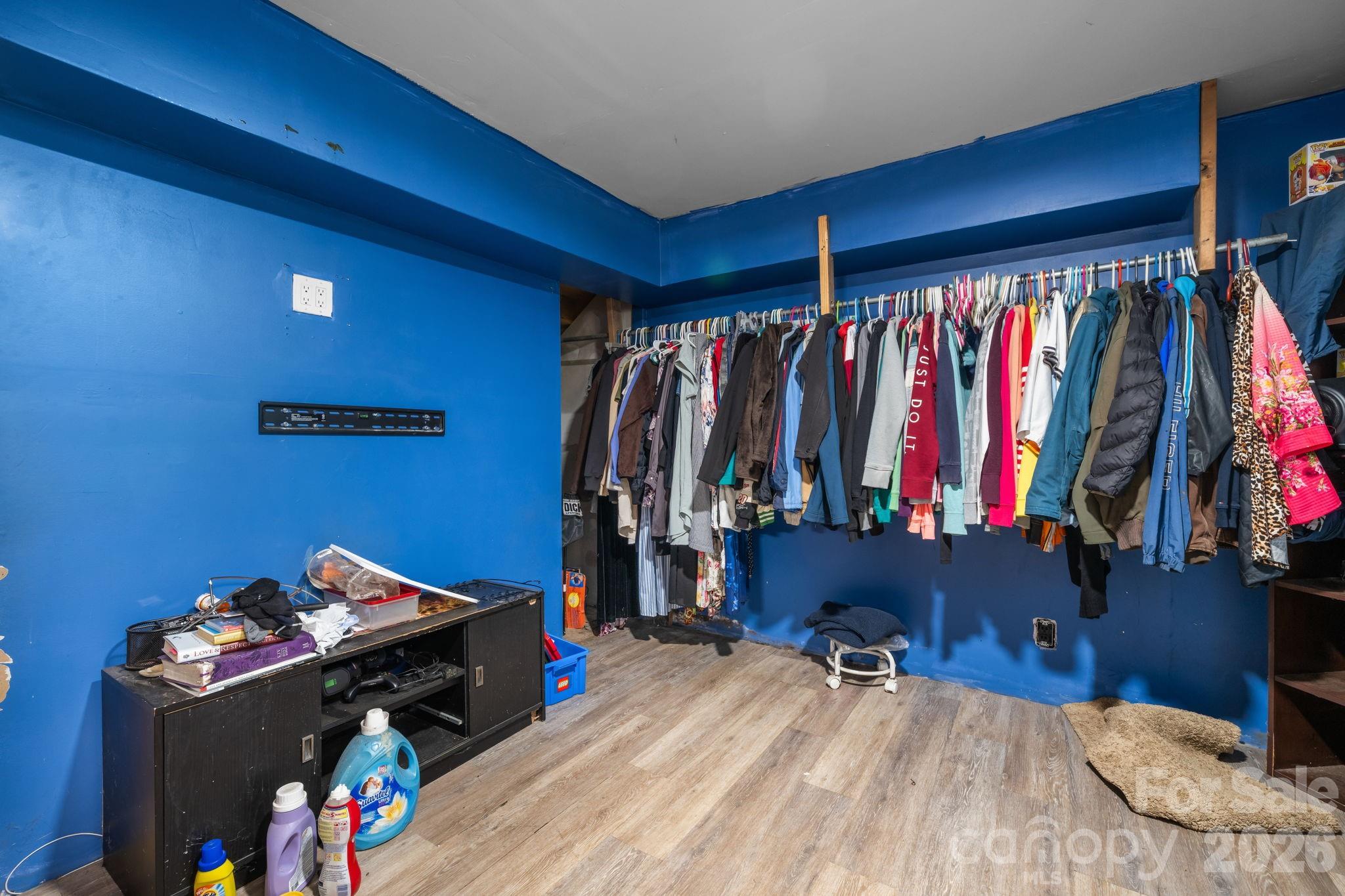 4917 Berkley Street — Morganton
