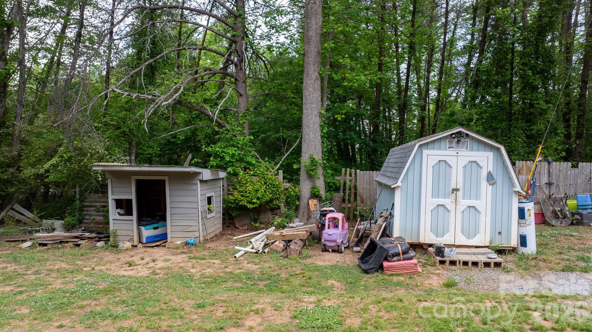 4917 Berkley Street — Morganton