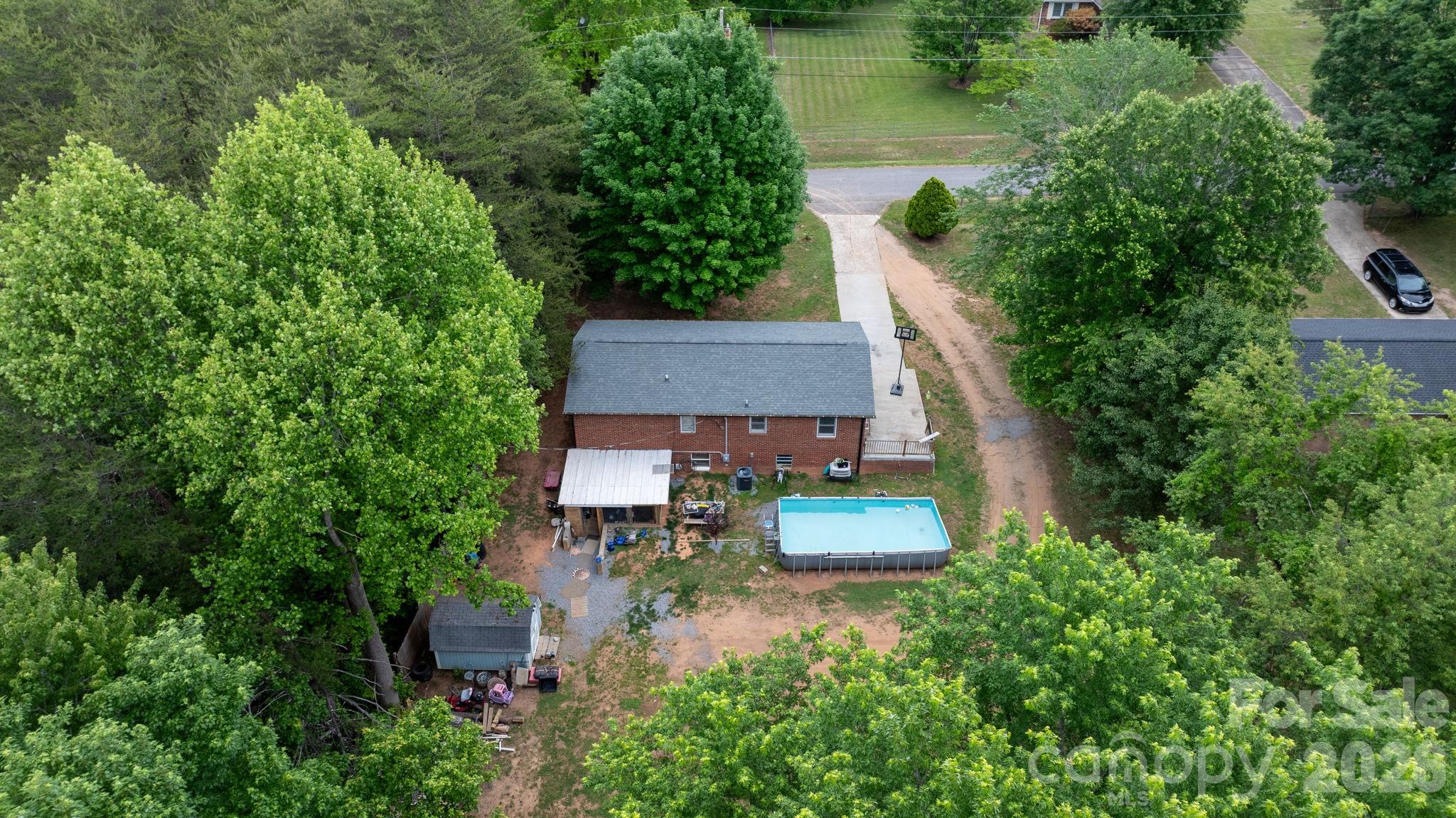 4917 Berkley Street — Morganton