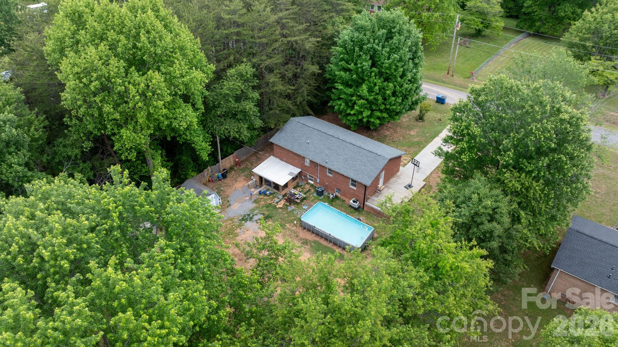 4917 Berkley Street — Morganton