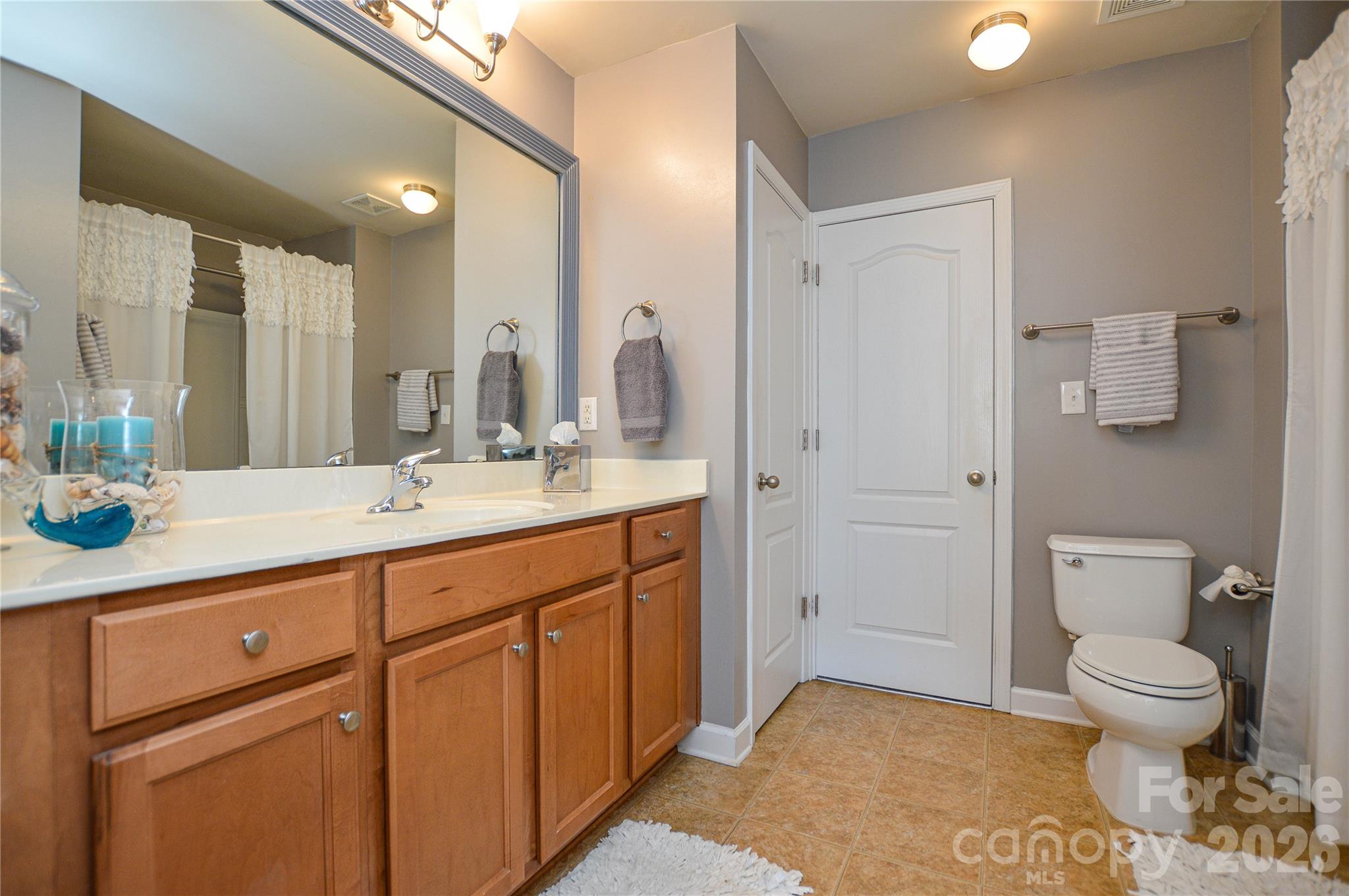 2126 Shady Pond Drive — Clover