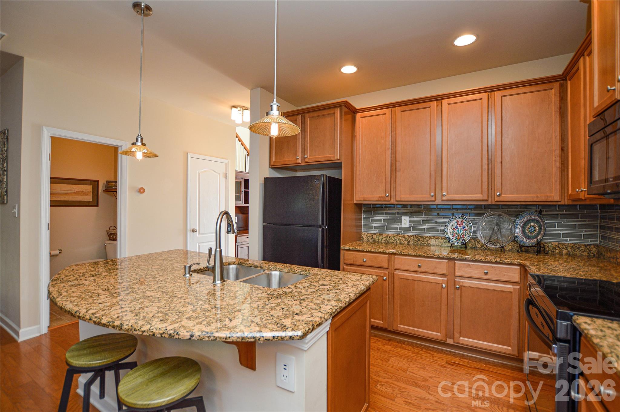 2126 Shady Pond Drive — Clover