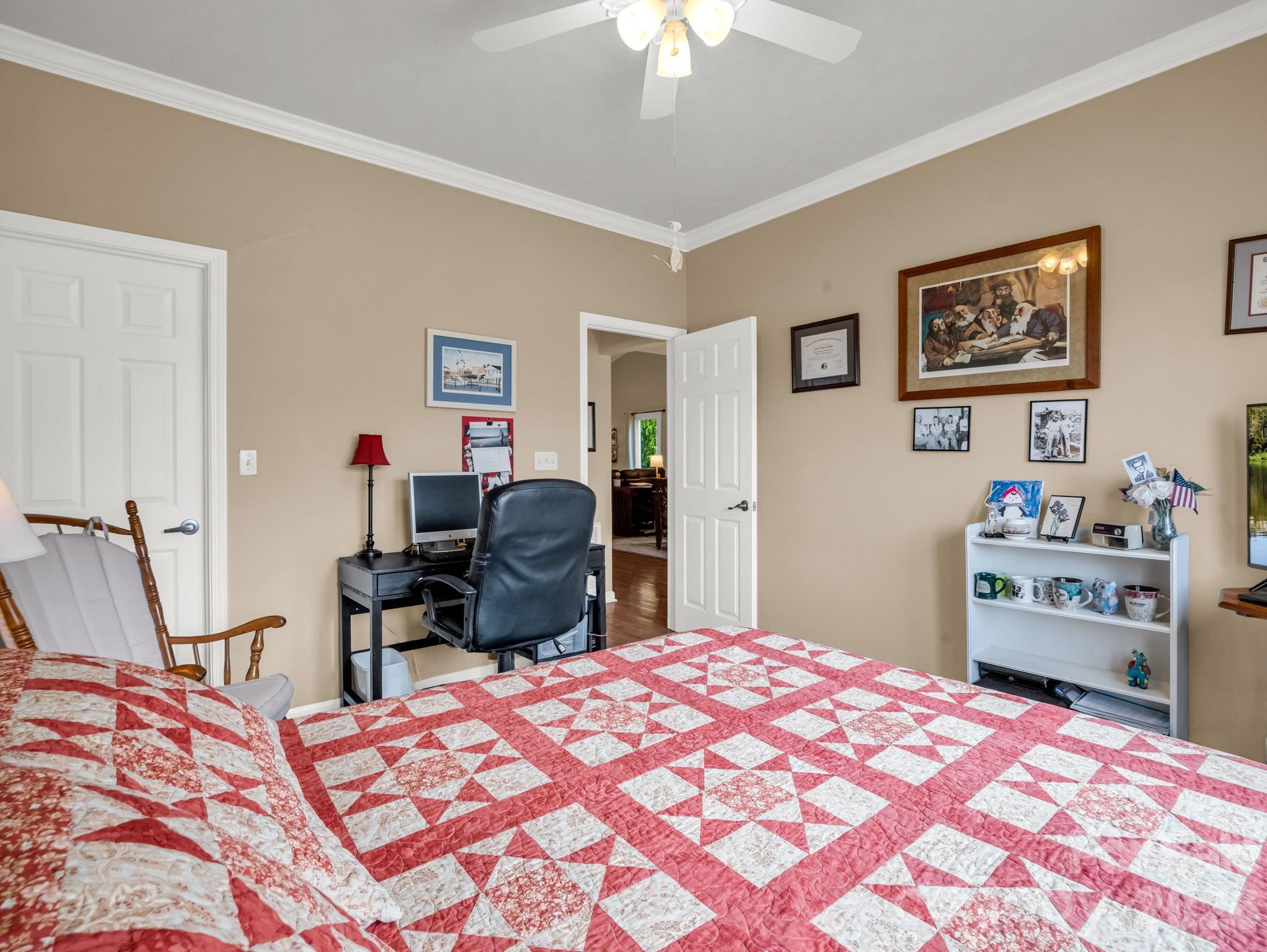 20 Country Meadows Lane — Hendersonville
