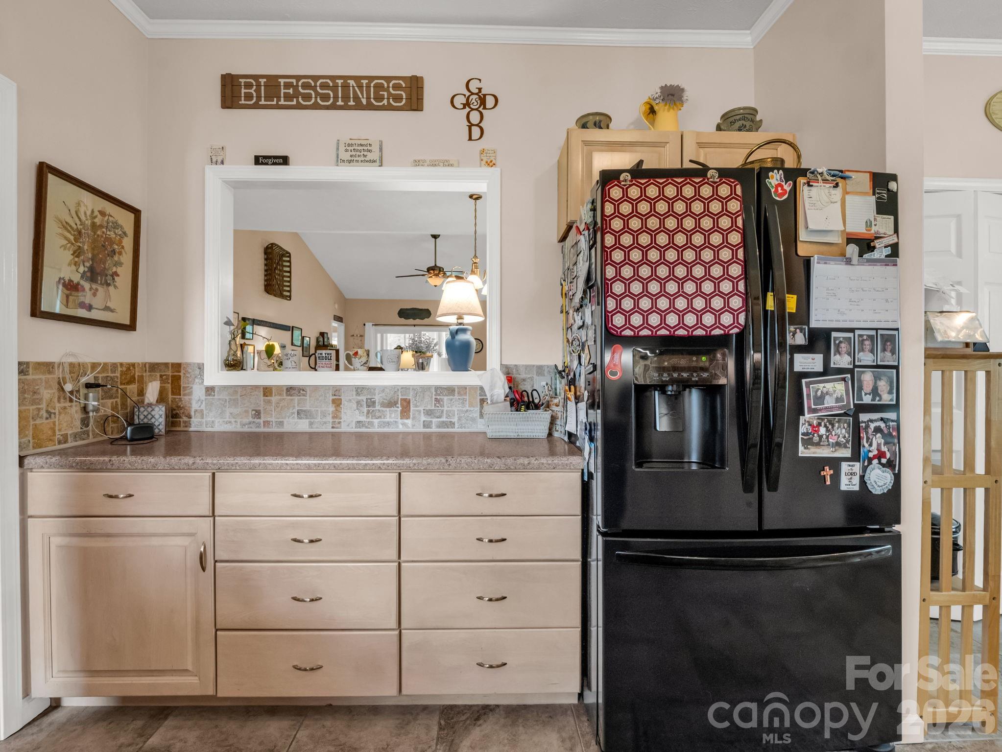 20 Country Meadows Lane — Hendersonville