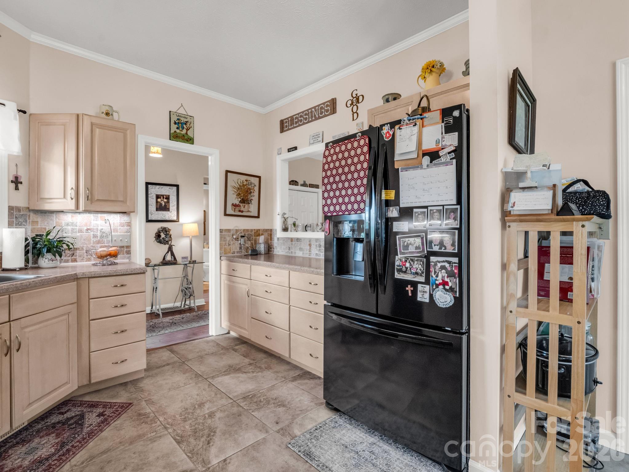 20 Country Meadows Lane — Hendersonville