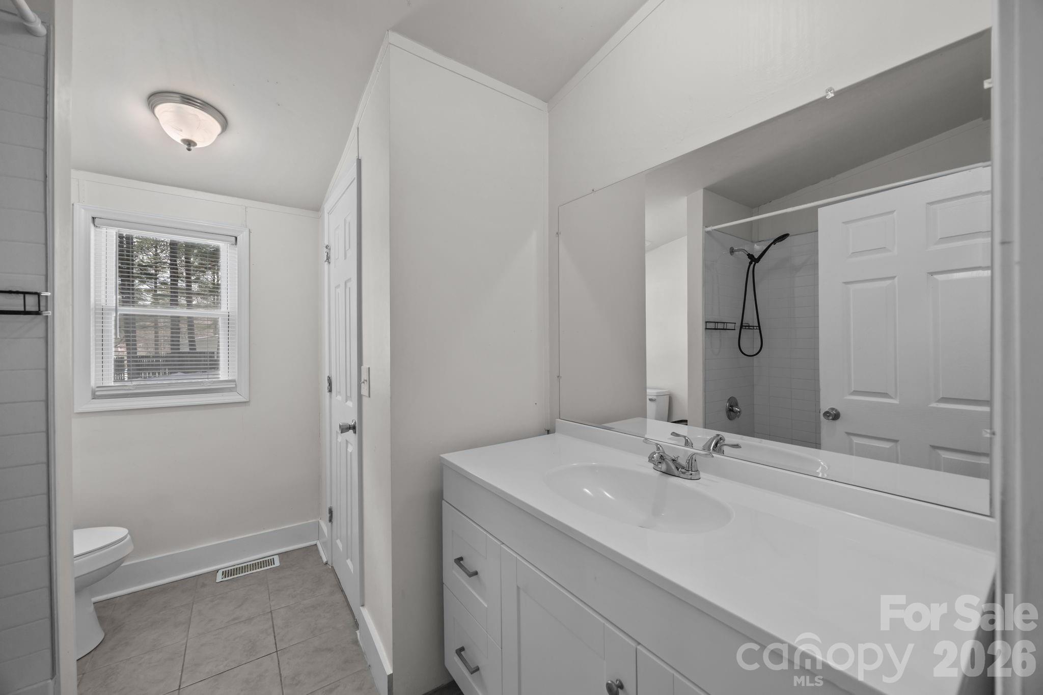 246 Barbary Drive — Statesville
