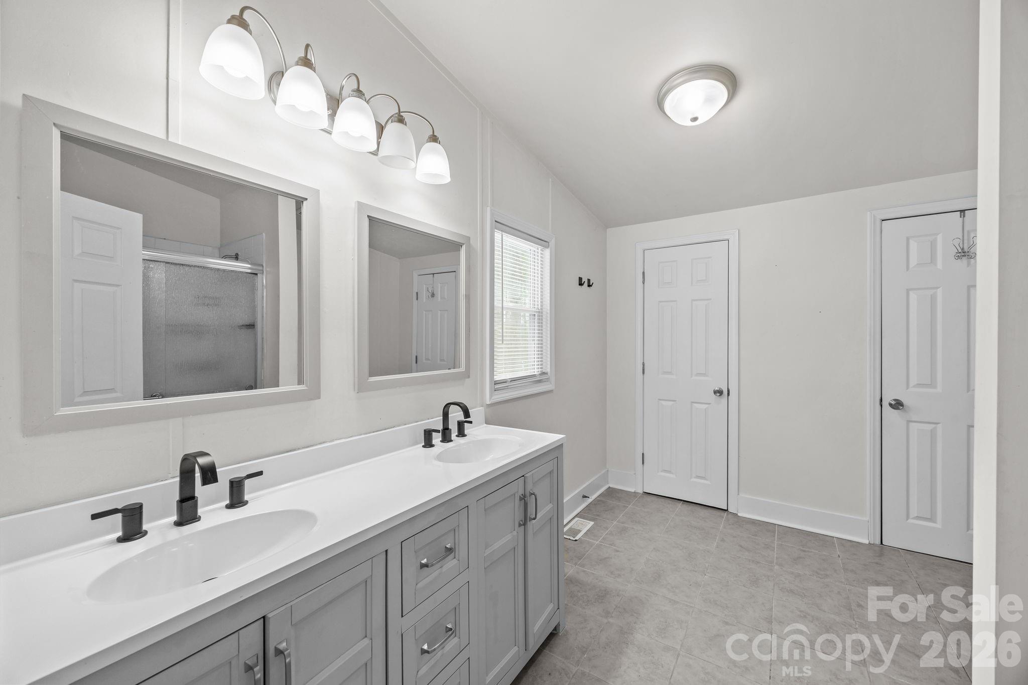 246 Barbary Drive — Statesville