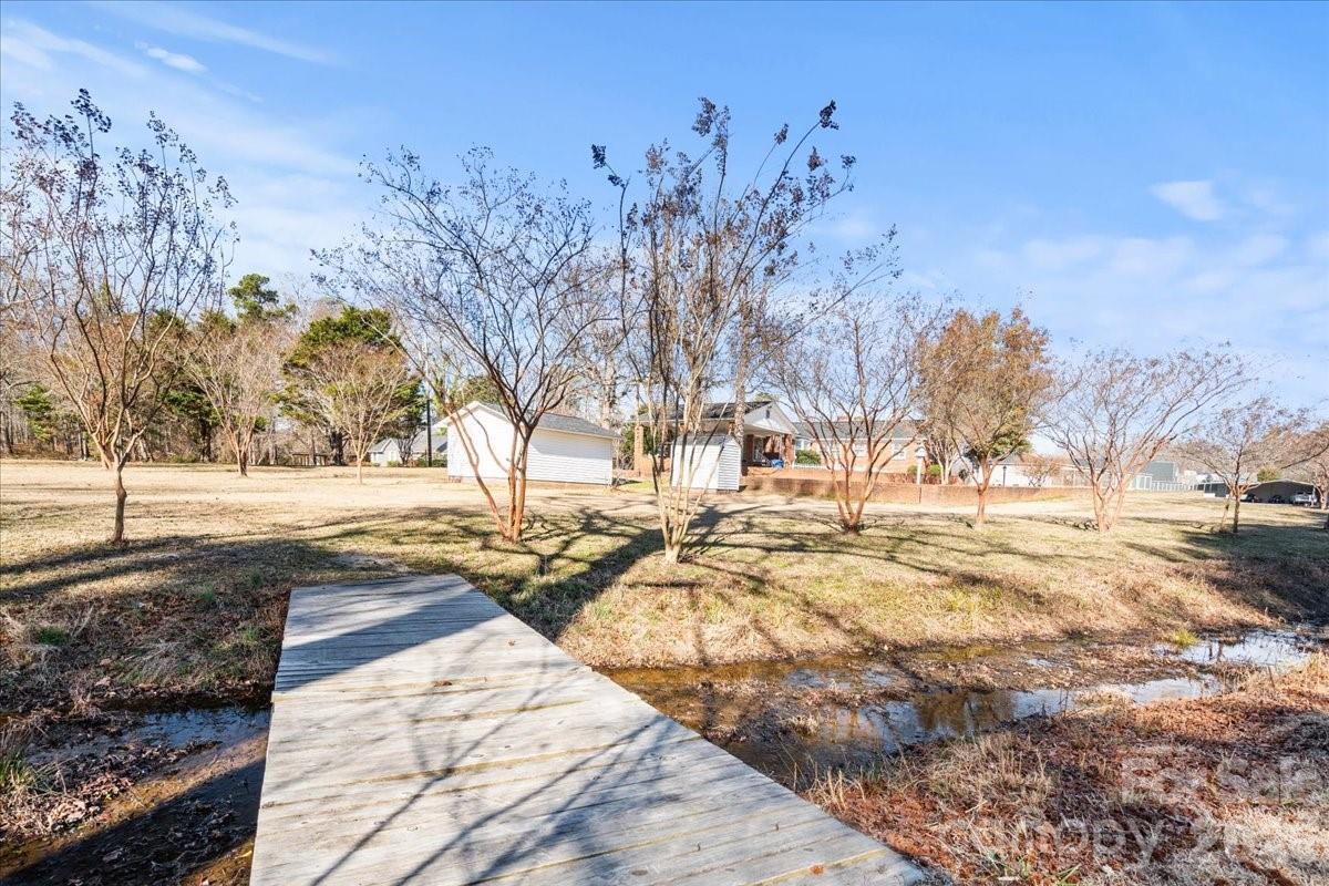 313 W Pigg Street — Pageland