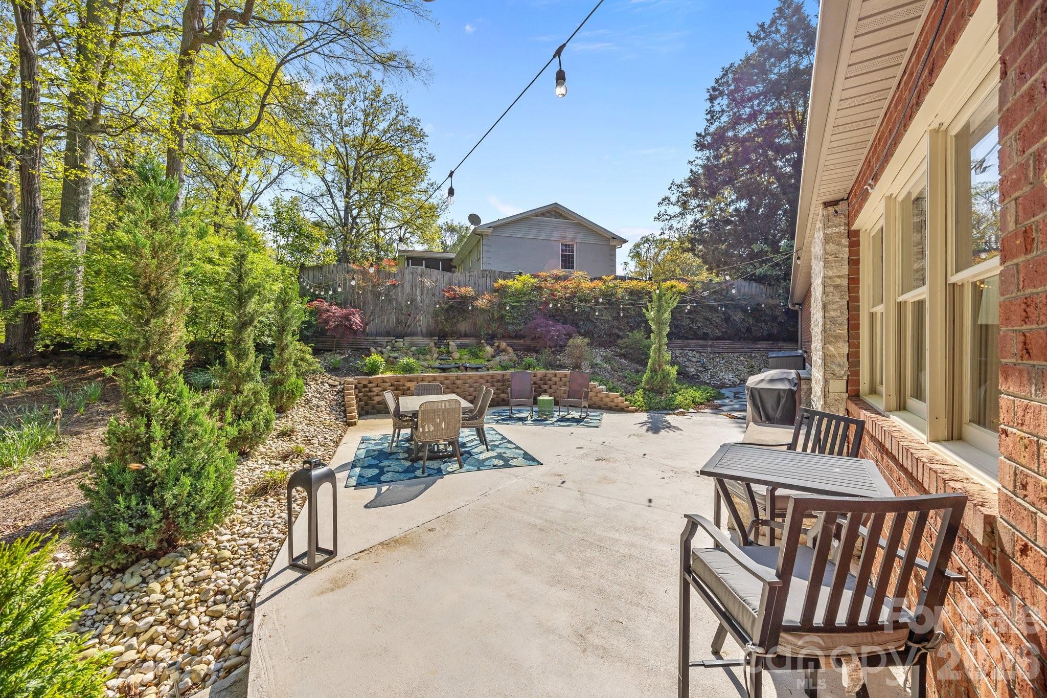 961 Confederate Avenue — Salisbury