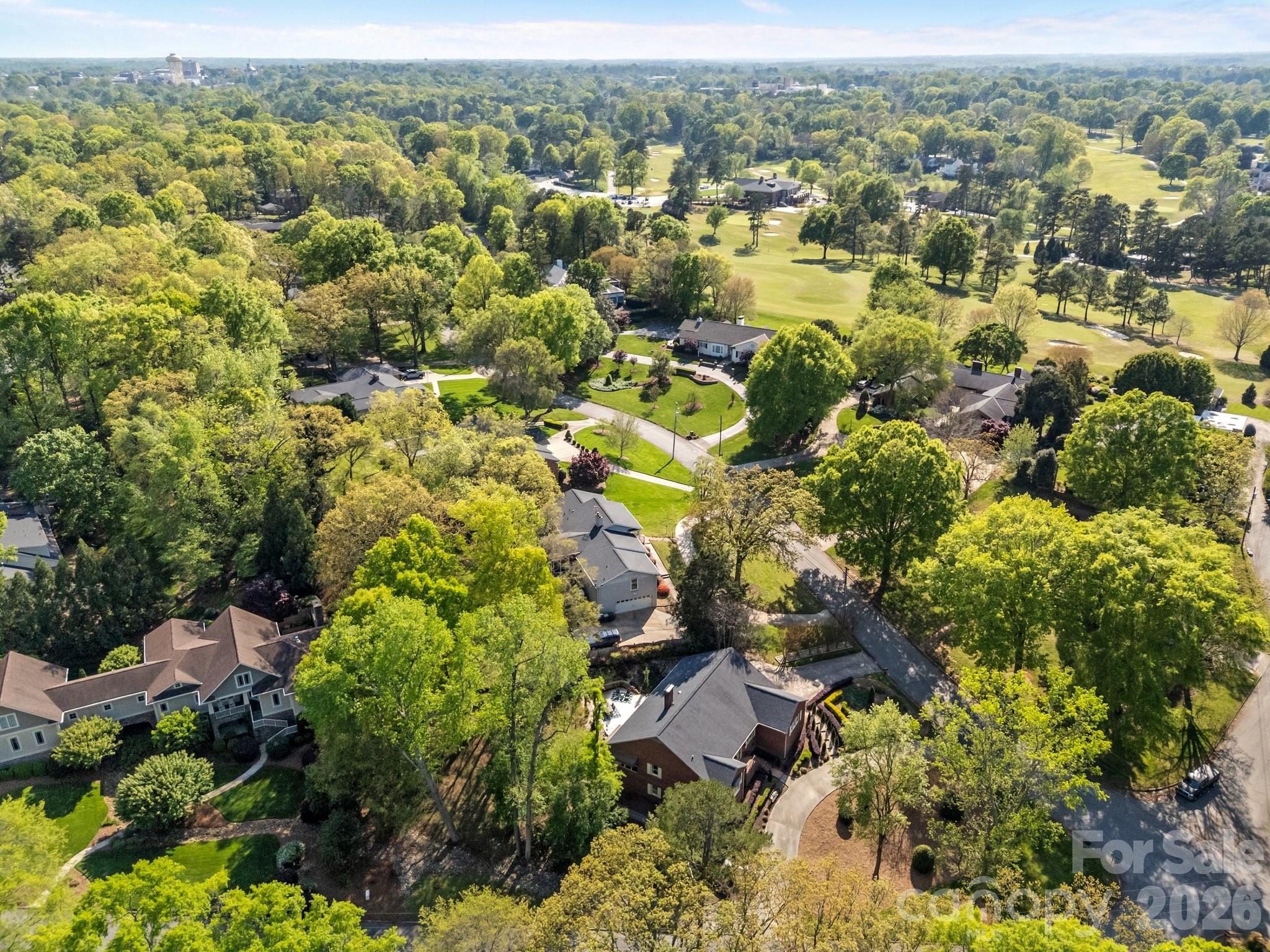 961 Confederate Avenue — Salisbury