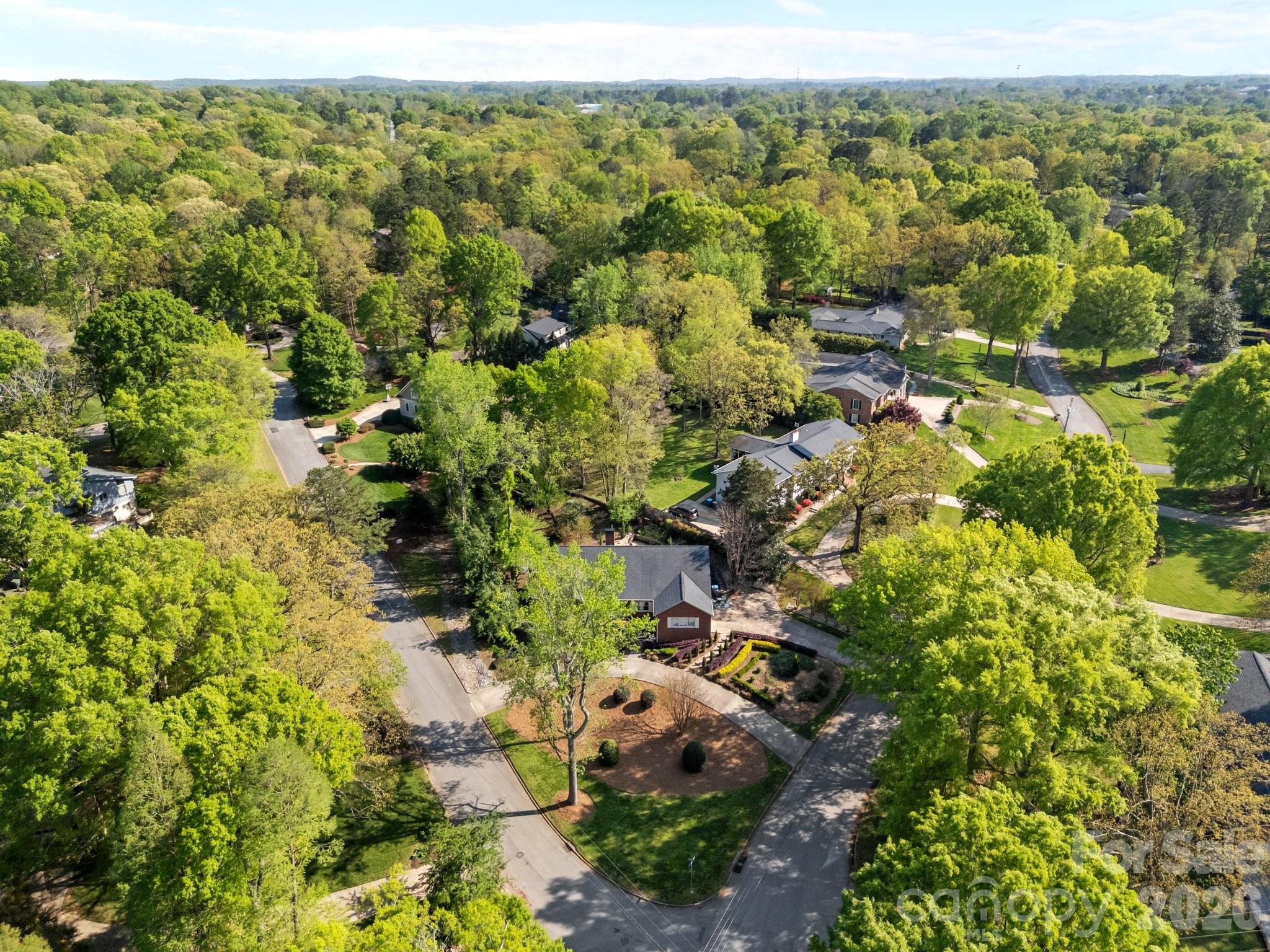 961 Confederate Avenue — Salisbury