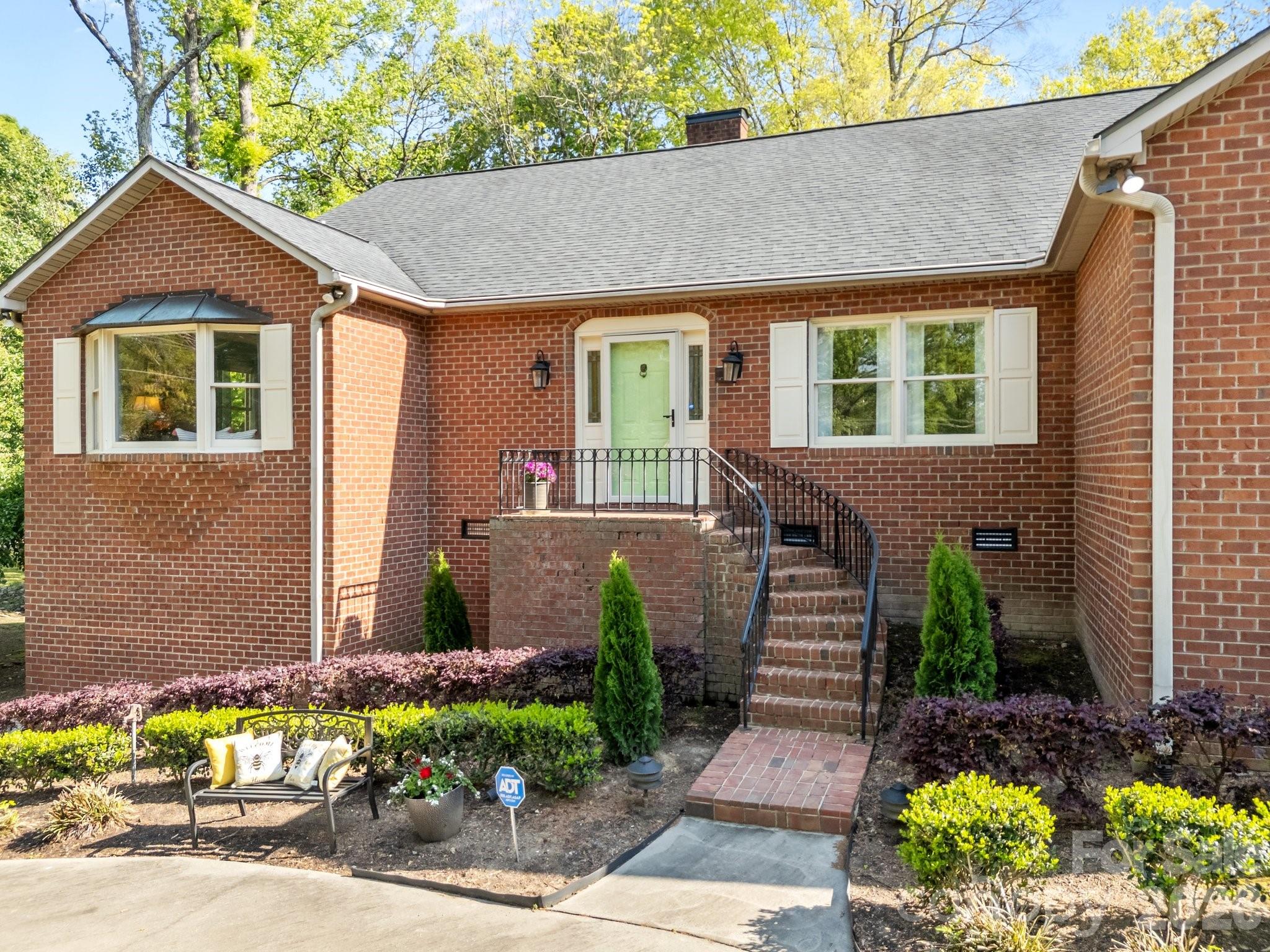 961 Confederate Avenue — Salisbury
