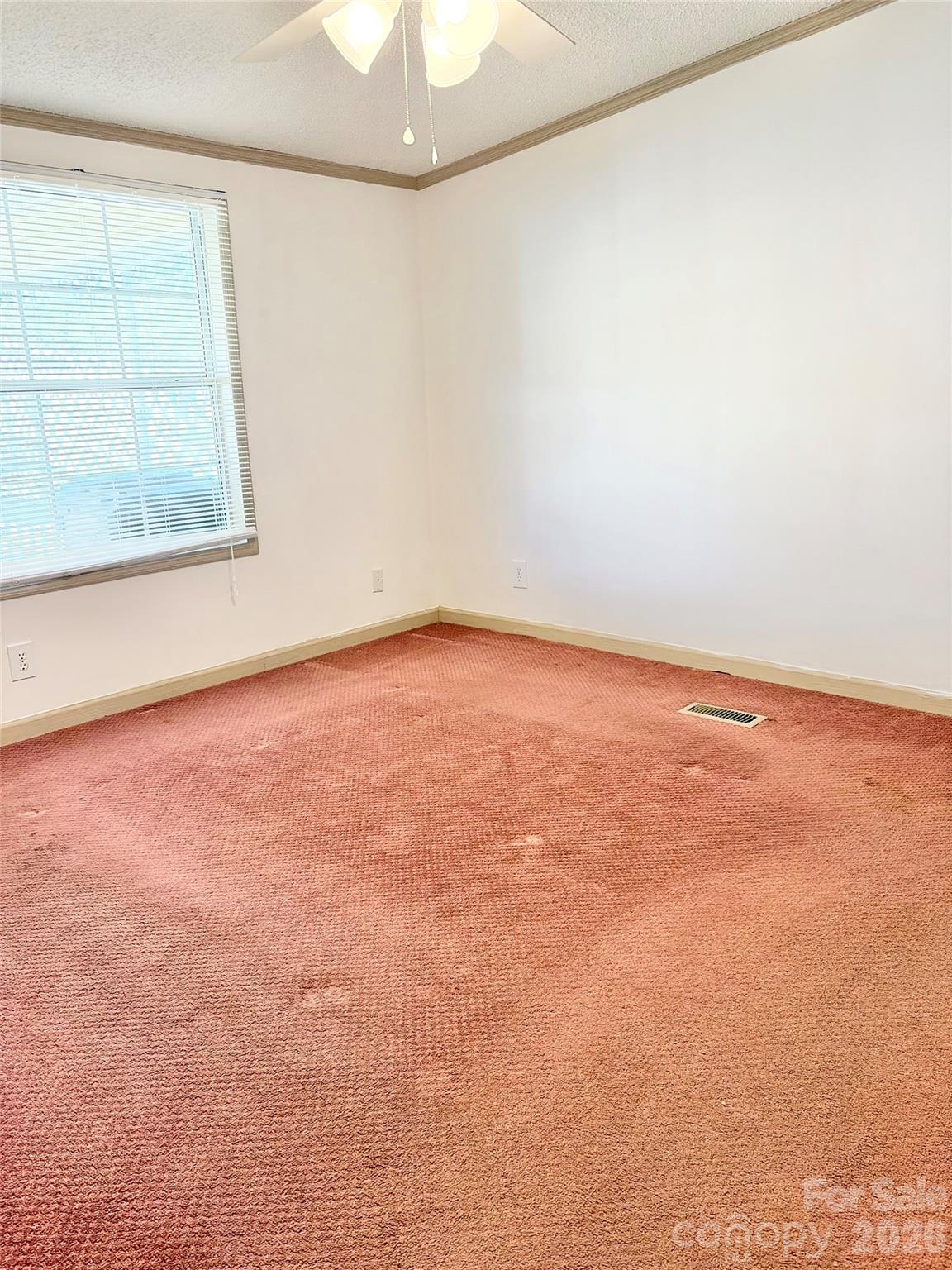 261 White Ash Circle — Hendersonville