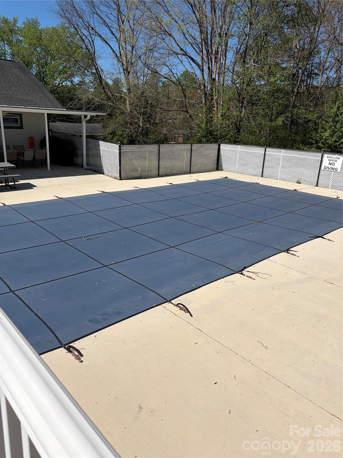 261 White Ash Circle — Hendersonville
