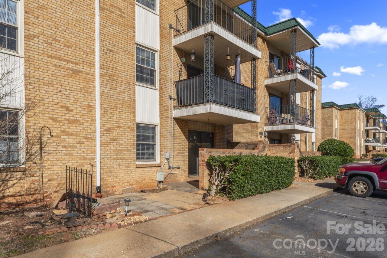 4747 Hedgemore Drive #B — Charlotte