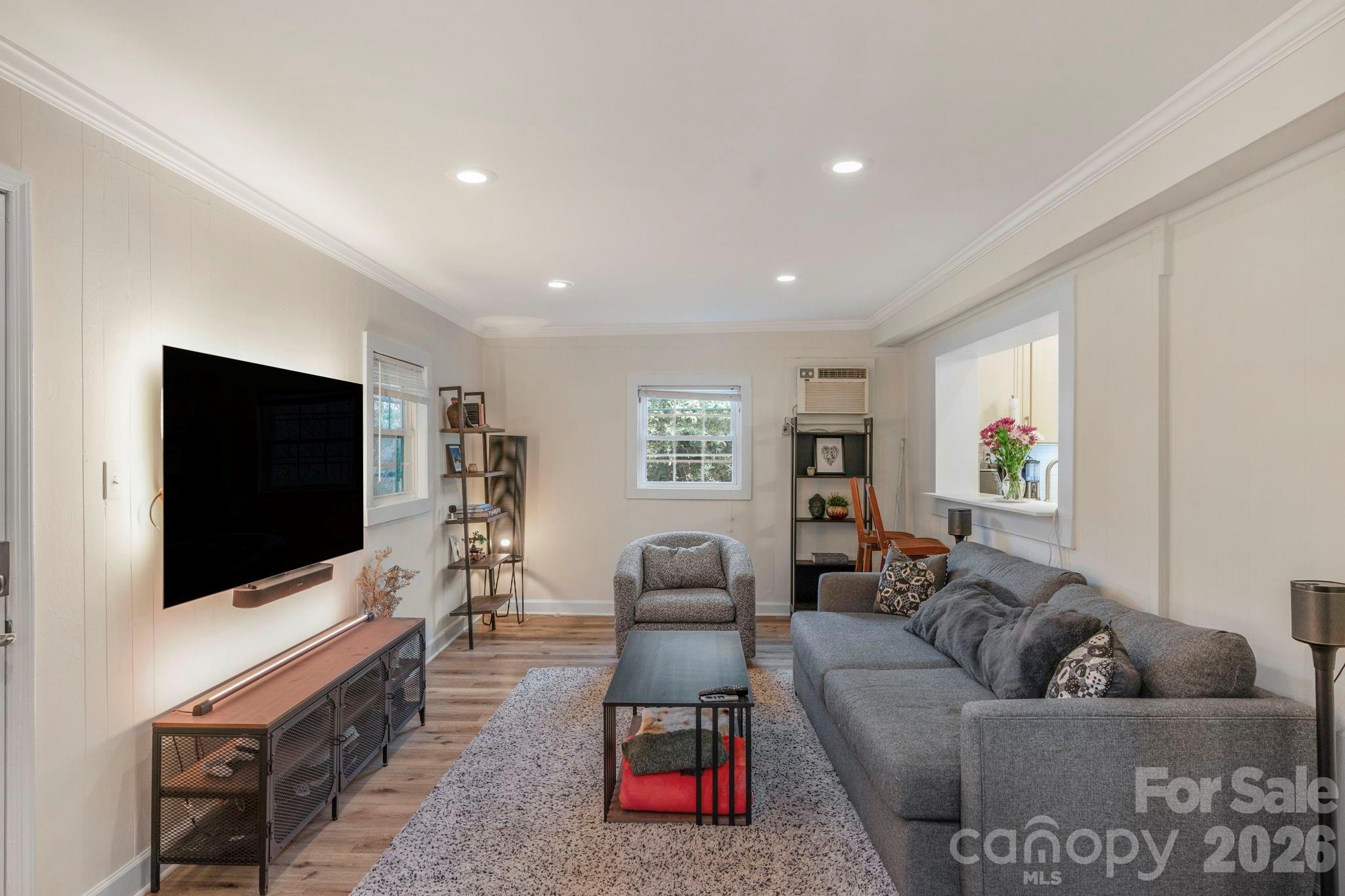 6038 Netherwood Drive — Charlotte