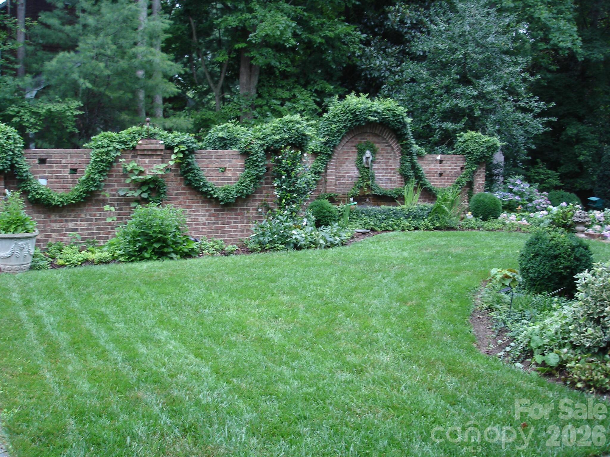 2424 Richardson Drive — Charlotte