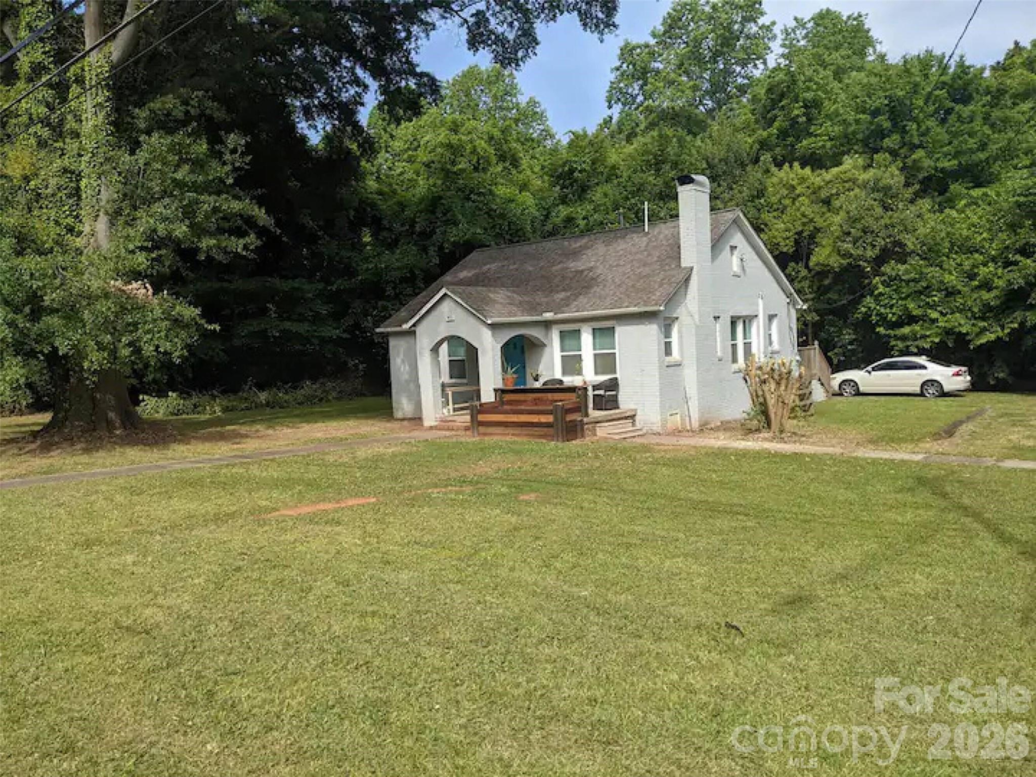 4033 W Tyvola Road — Charlotte