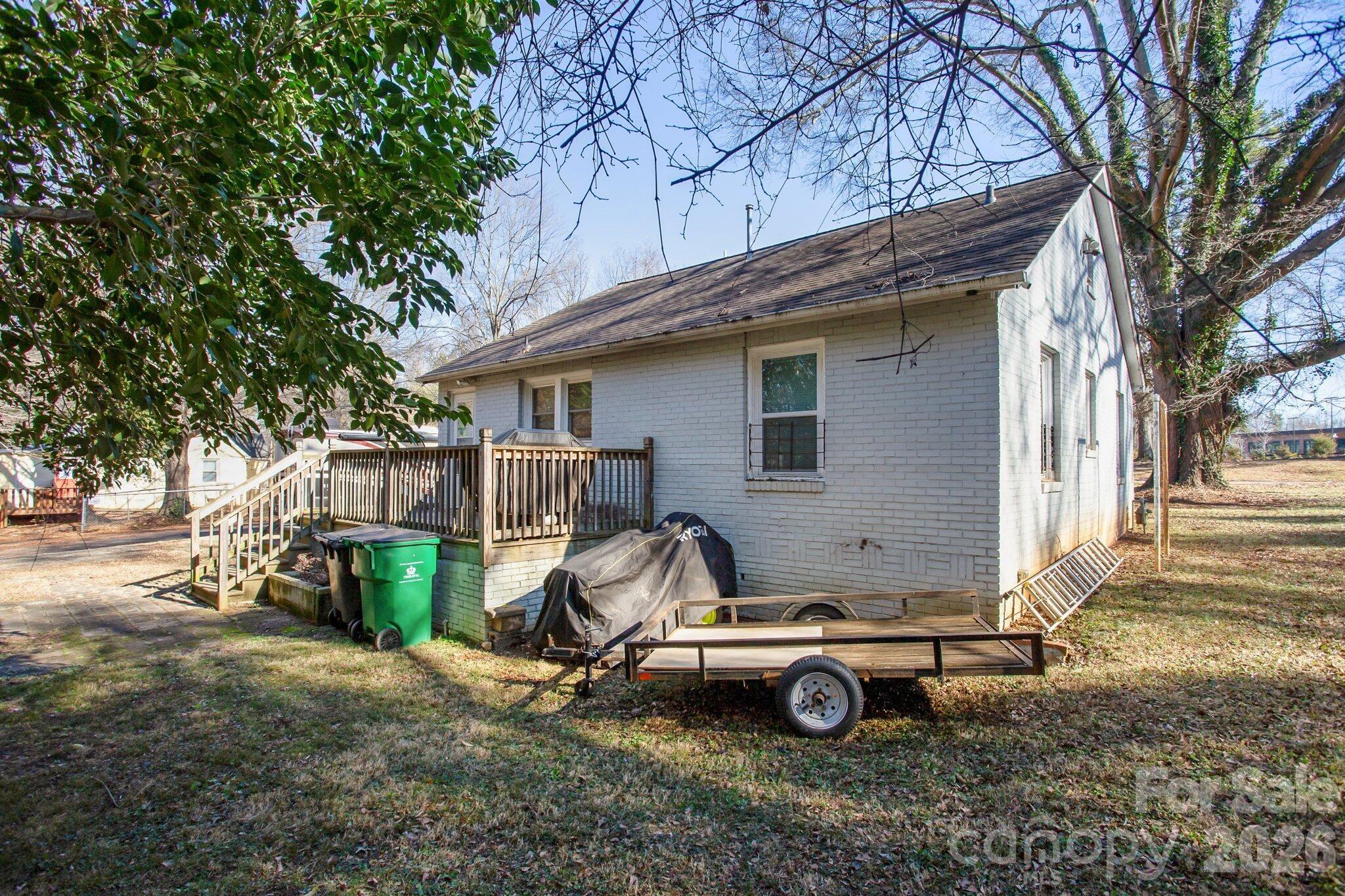 4033 W Tyvola Road — Charlotte