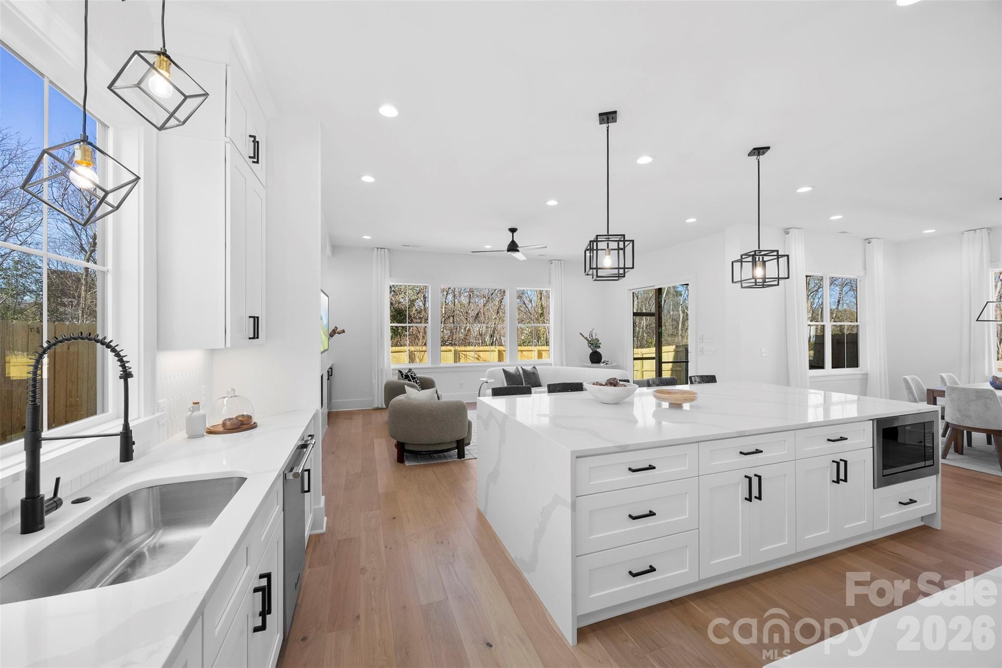 2033 South Street — Charlotte