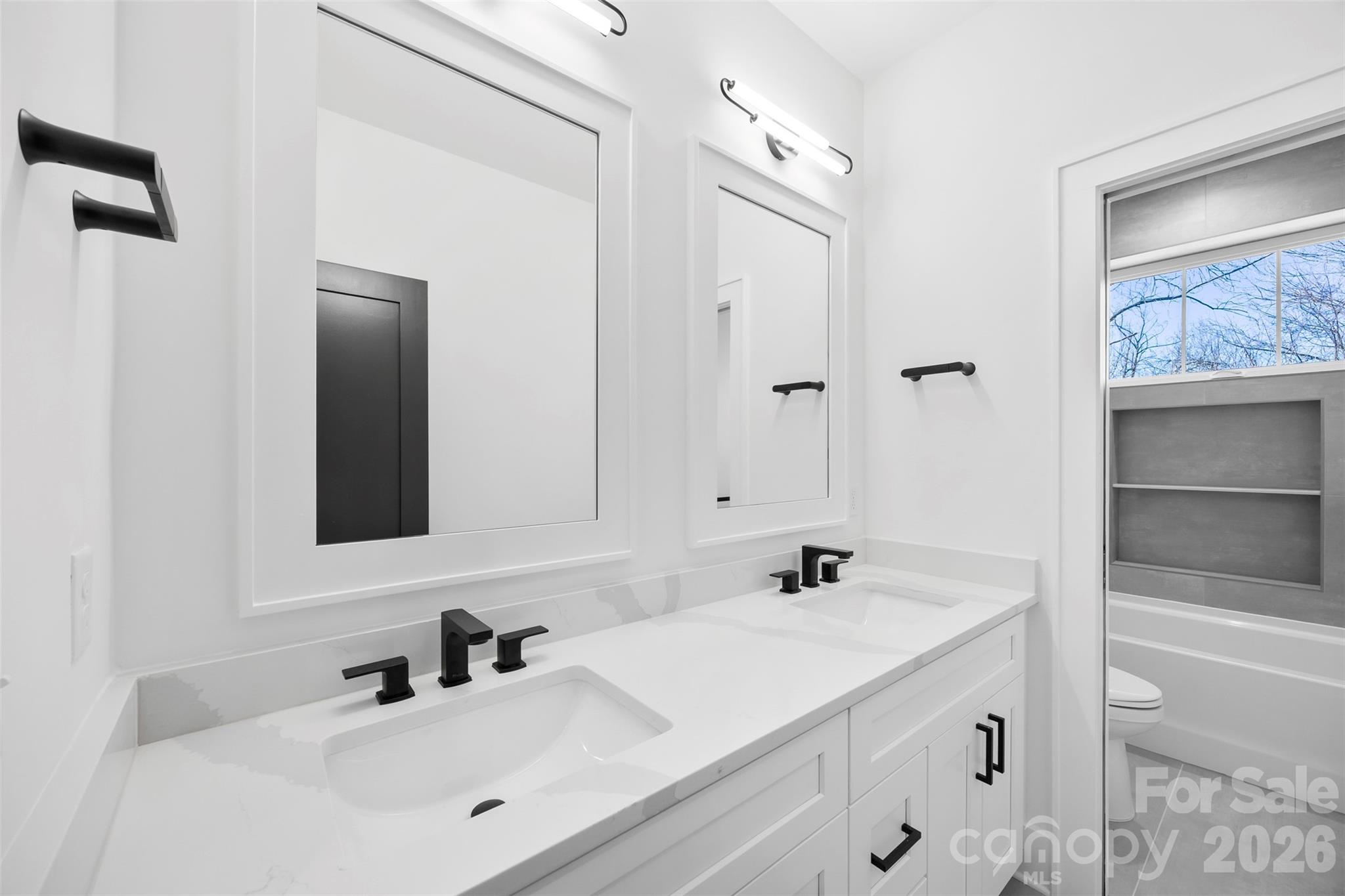 2033 South Street — Charlotte