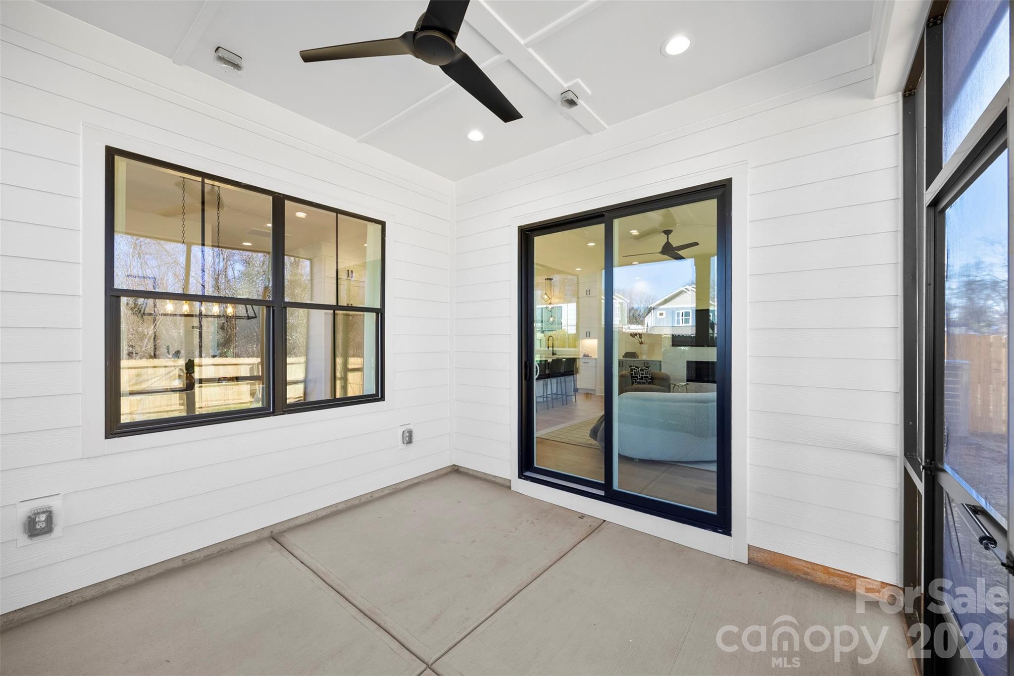 2033 South Street — Charlotte