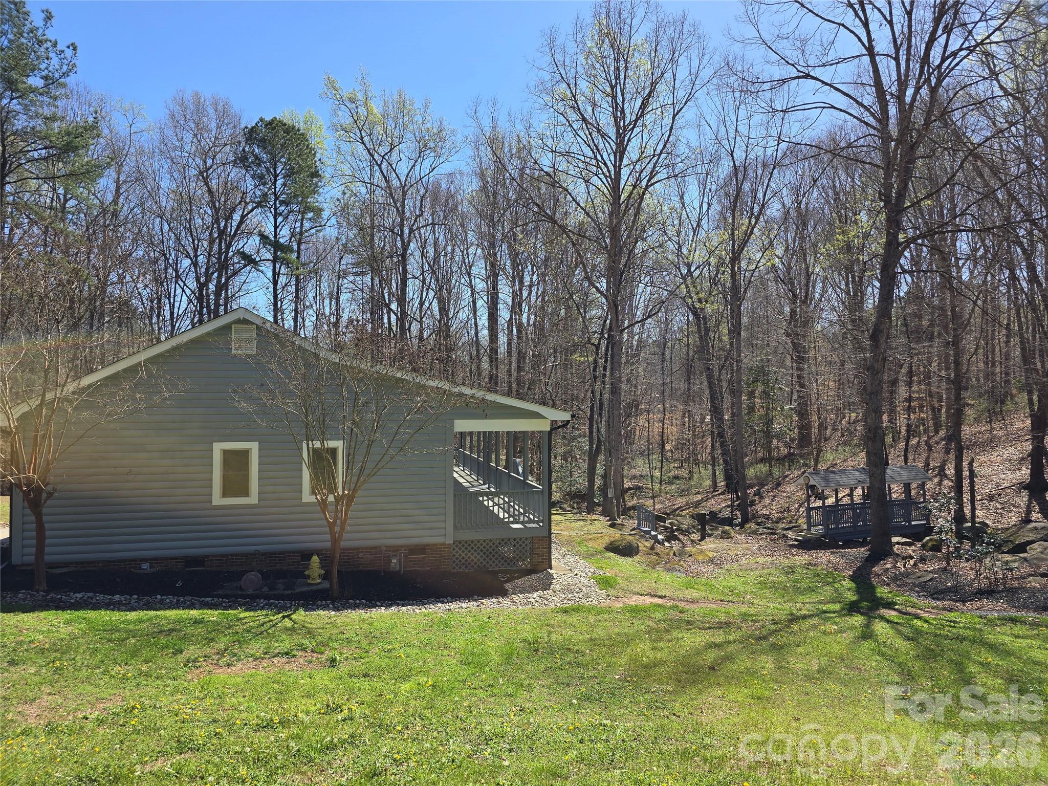 6802 Lowesville Lane — Stanley