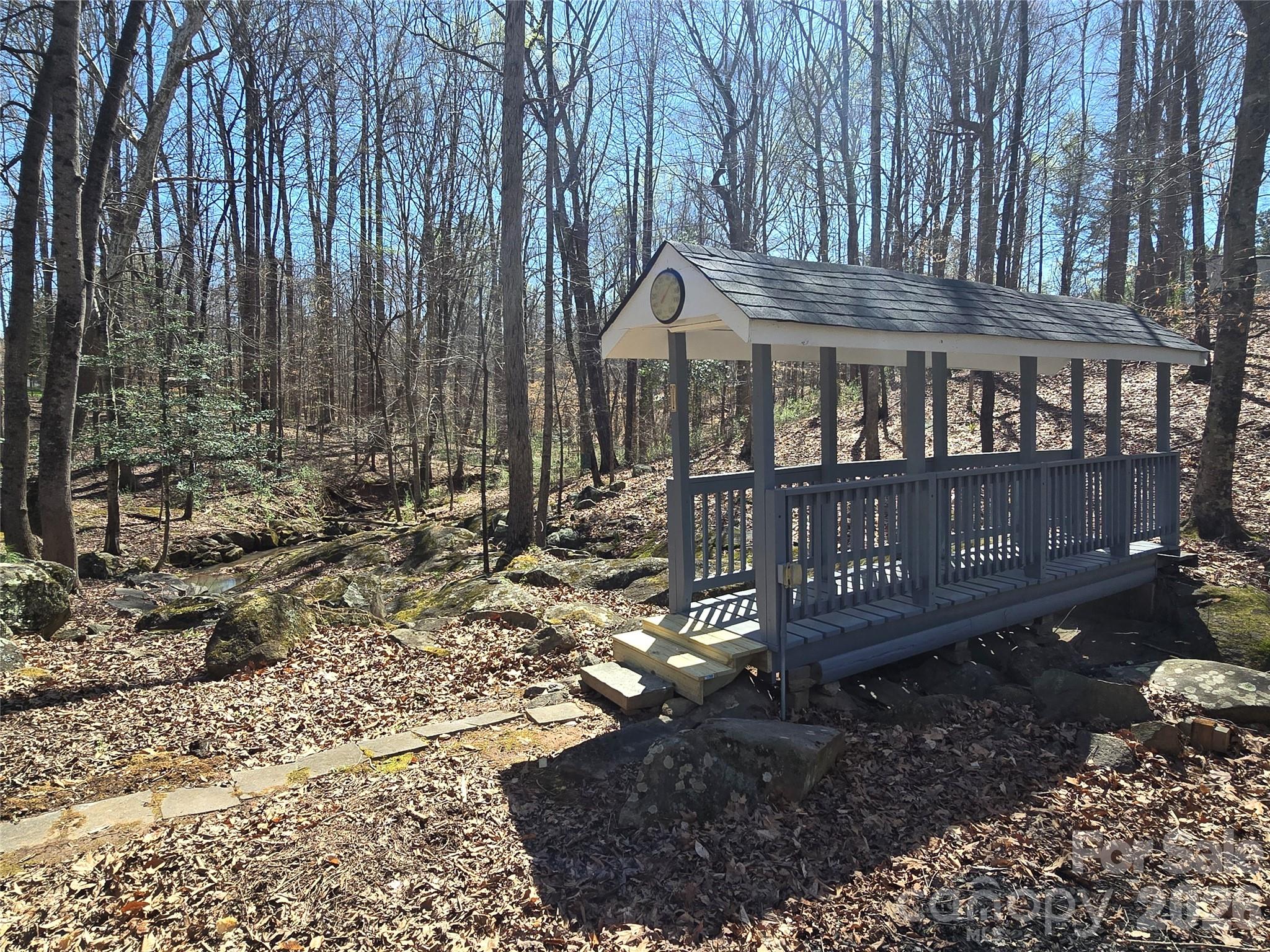 6802 Lowesville Lane — Stanley